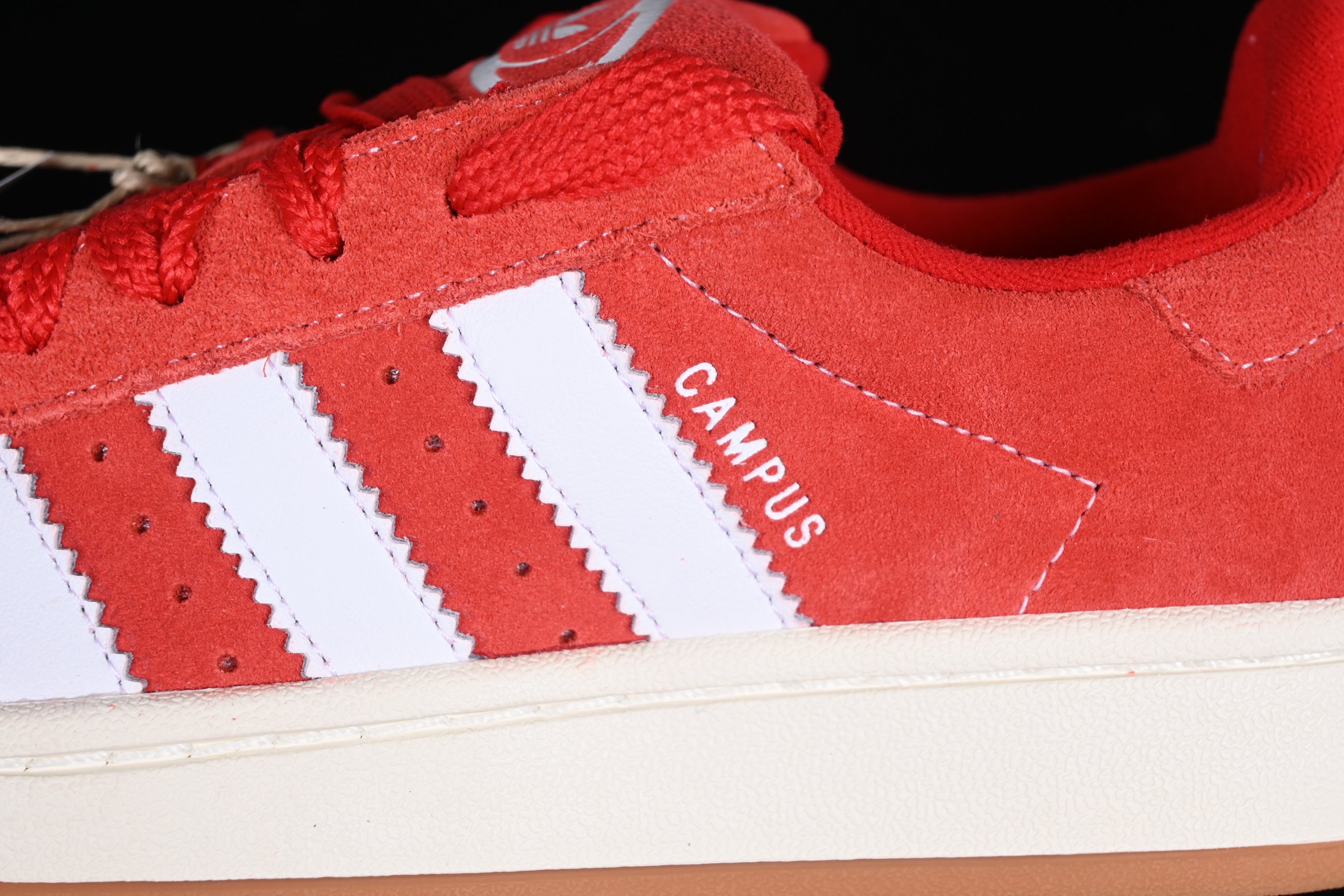 adidasMens Campus - Red