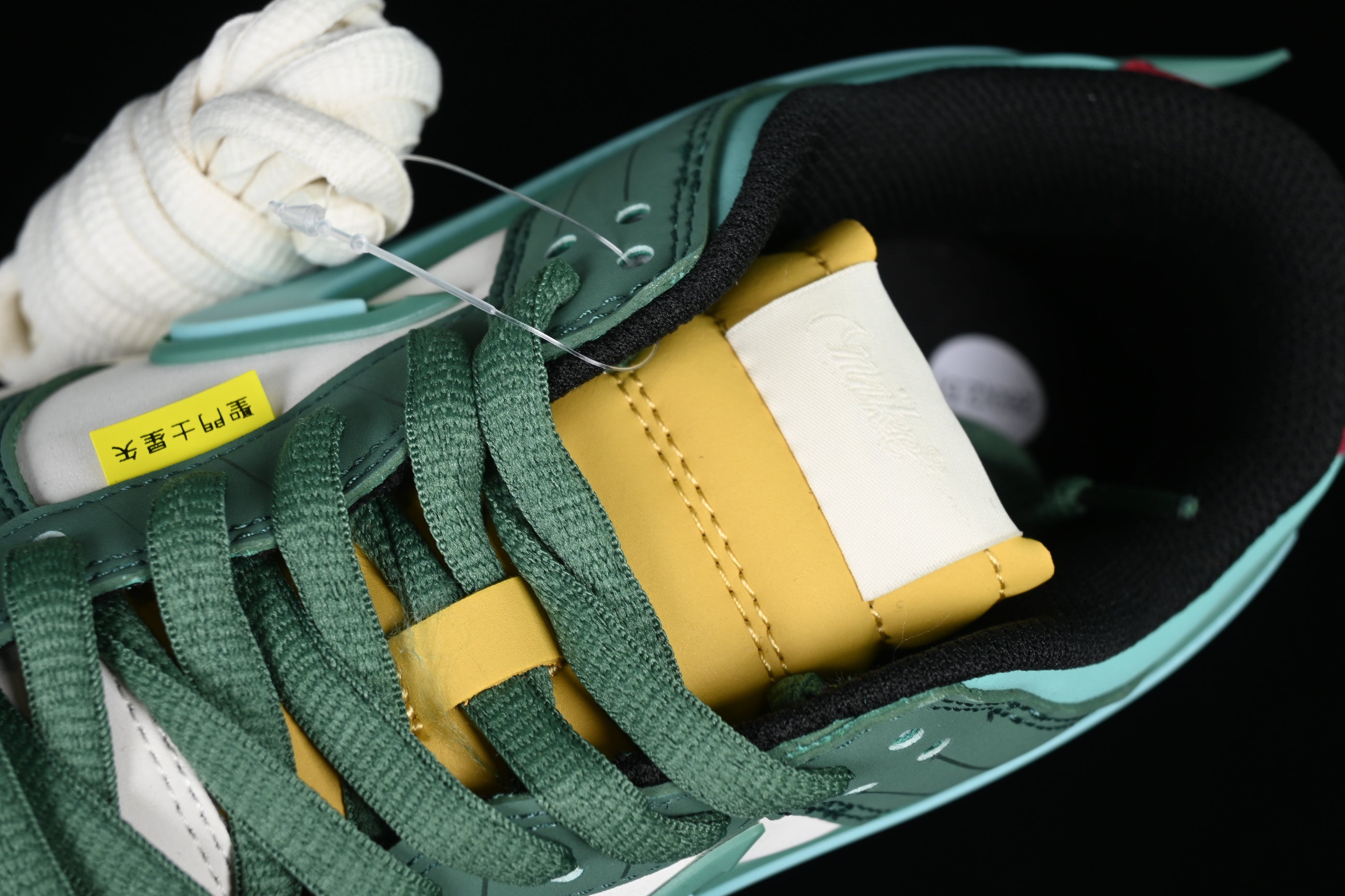NikeMens SB Dunk Low Saint - Seiya Print