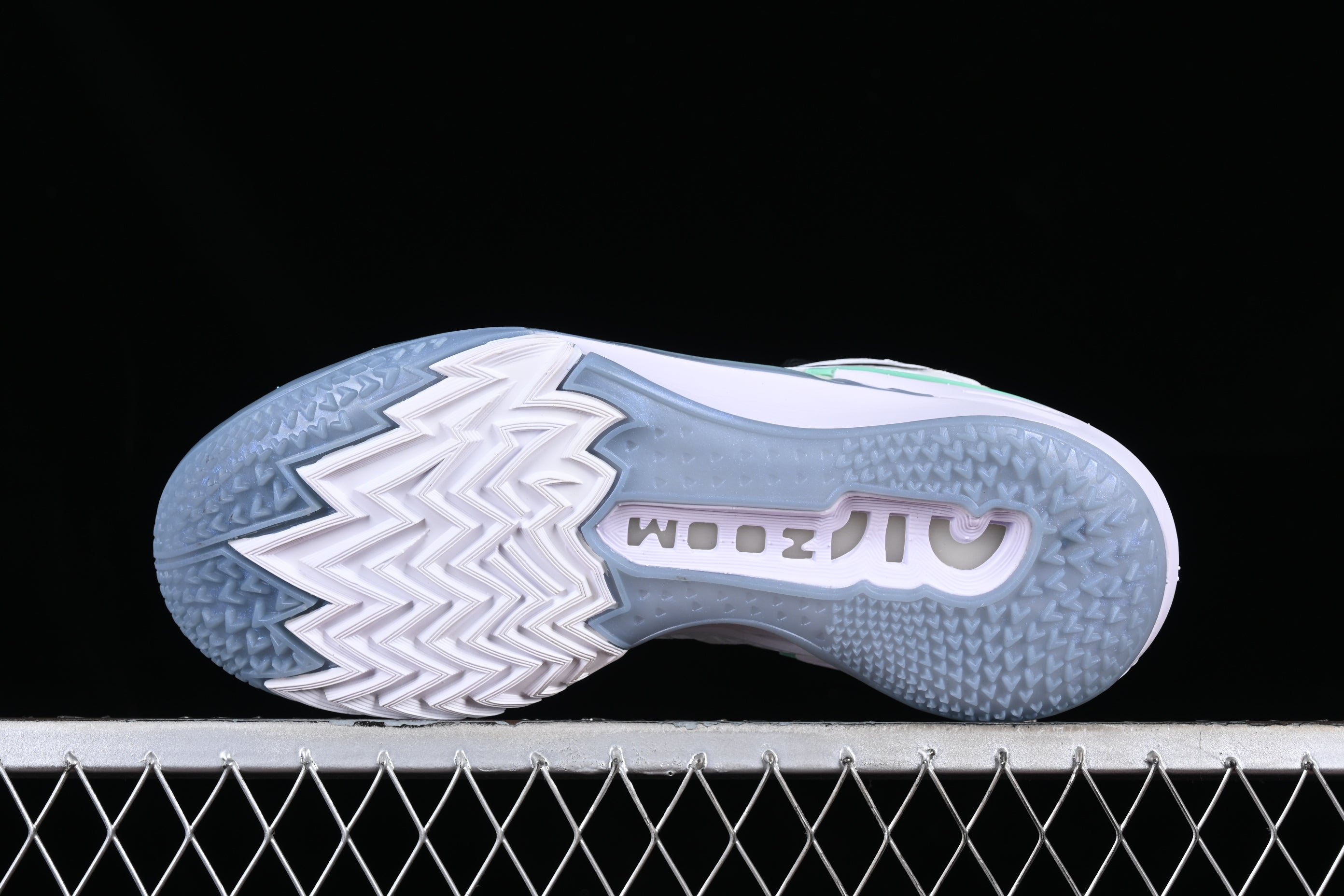 NikeUnisex Air Zoom GT - Cut 2