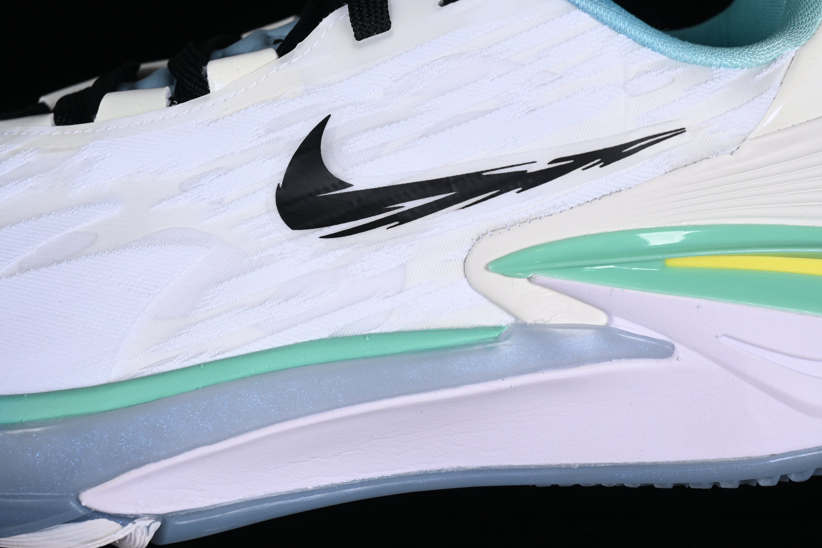 NikeUnisex Air Zoom GT - Cut 2