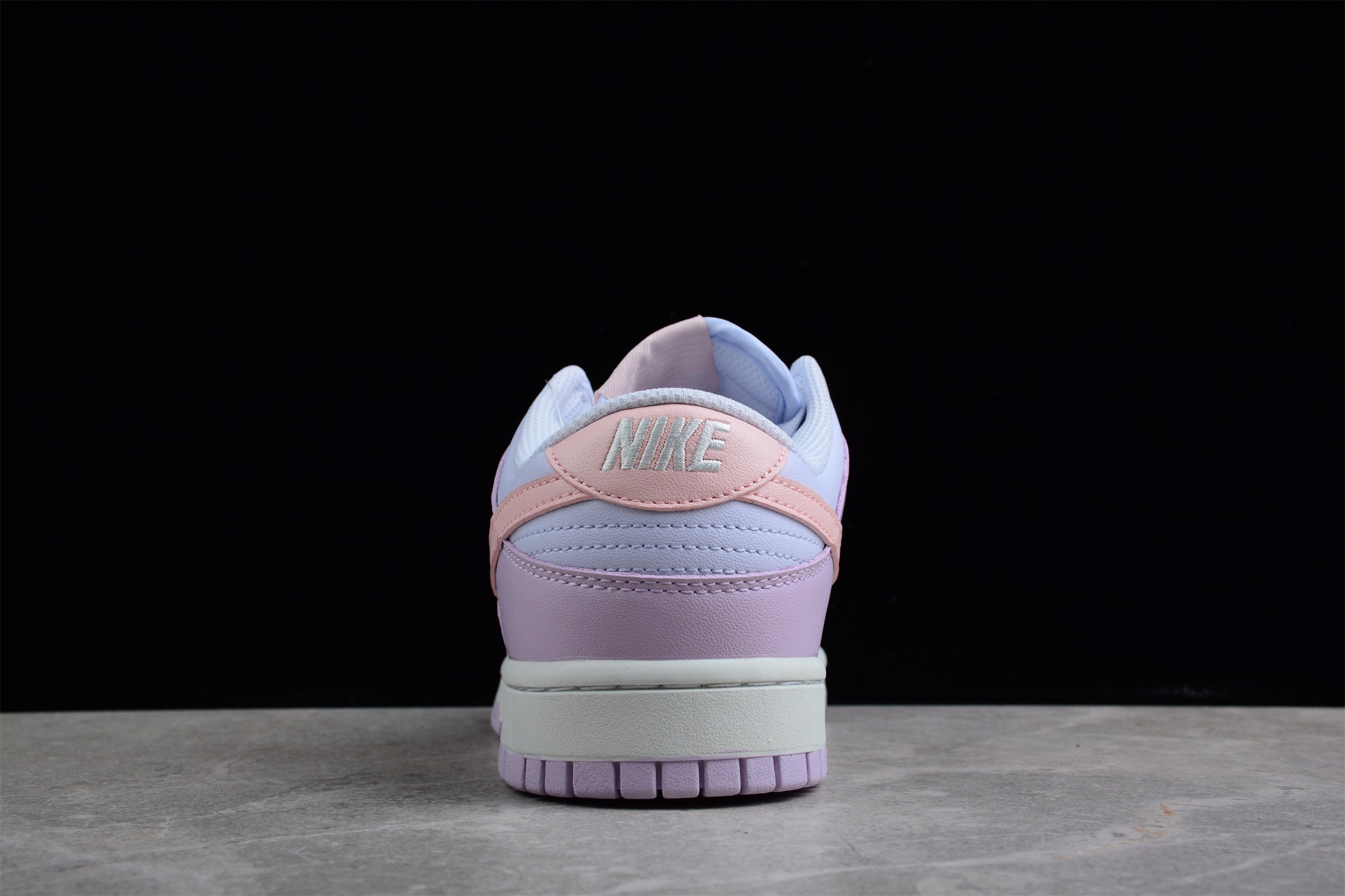 NikeWMNS Dunk Low - Easter