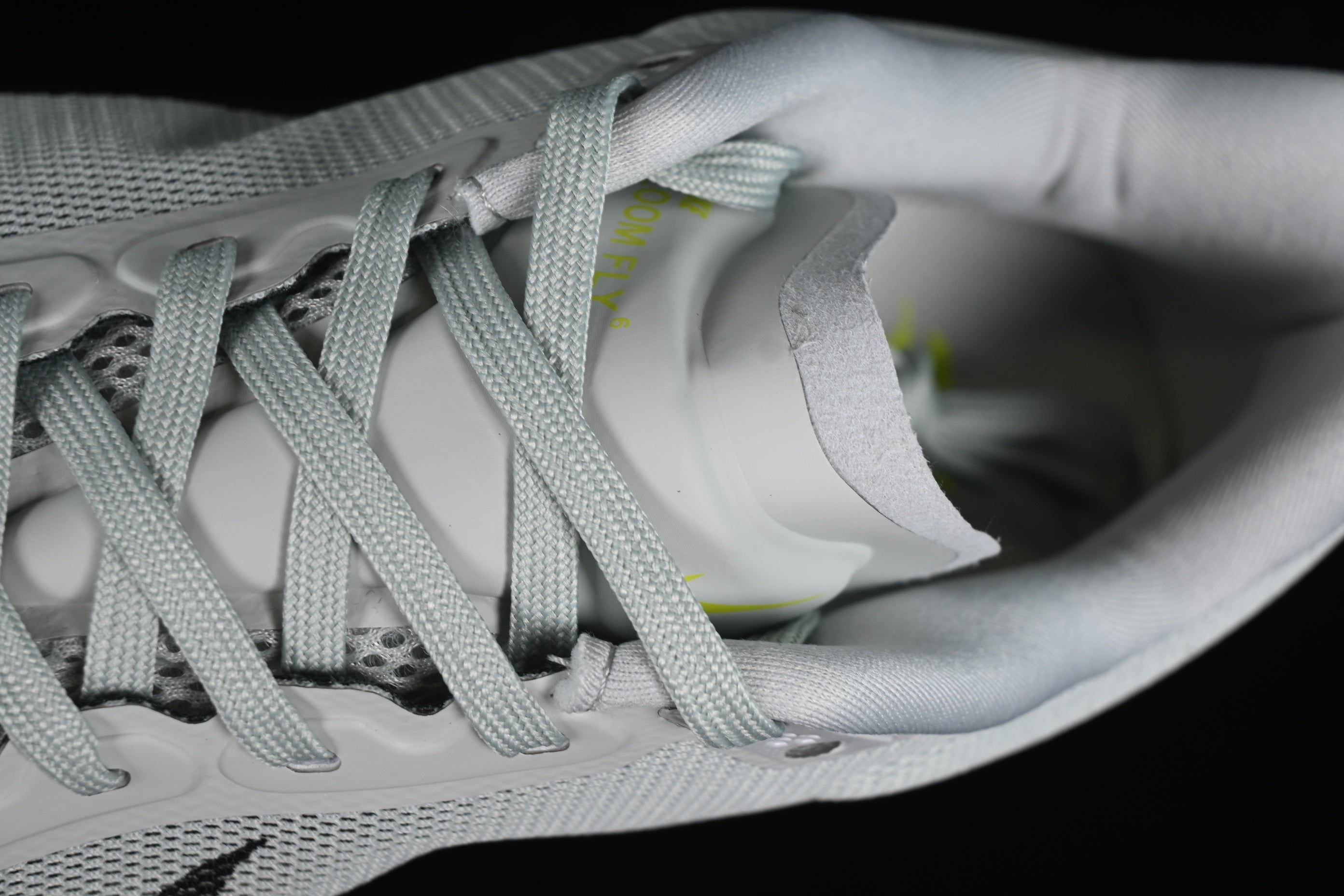 NikeMens ZoomX Invincible Run Flyknit 6 - Green