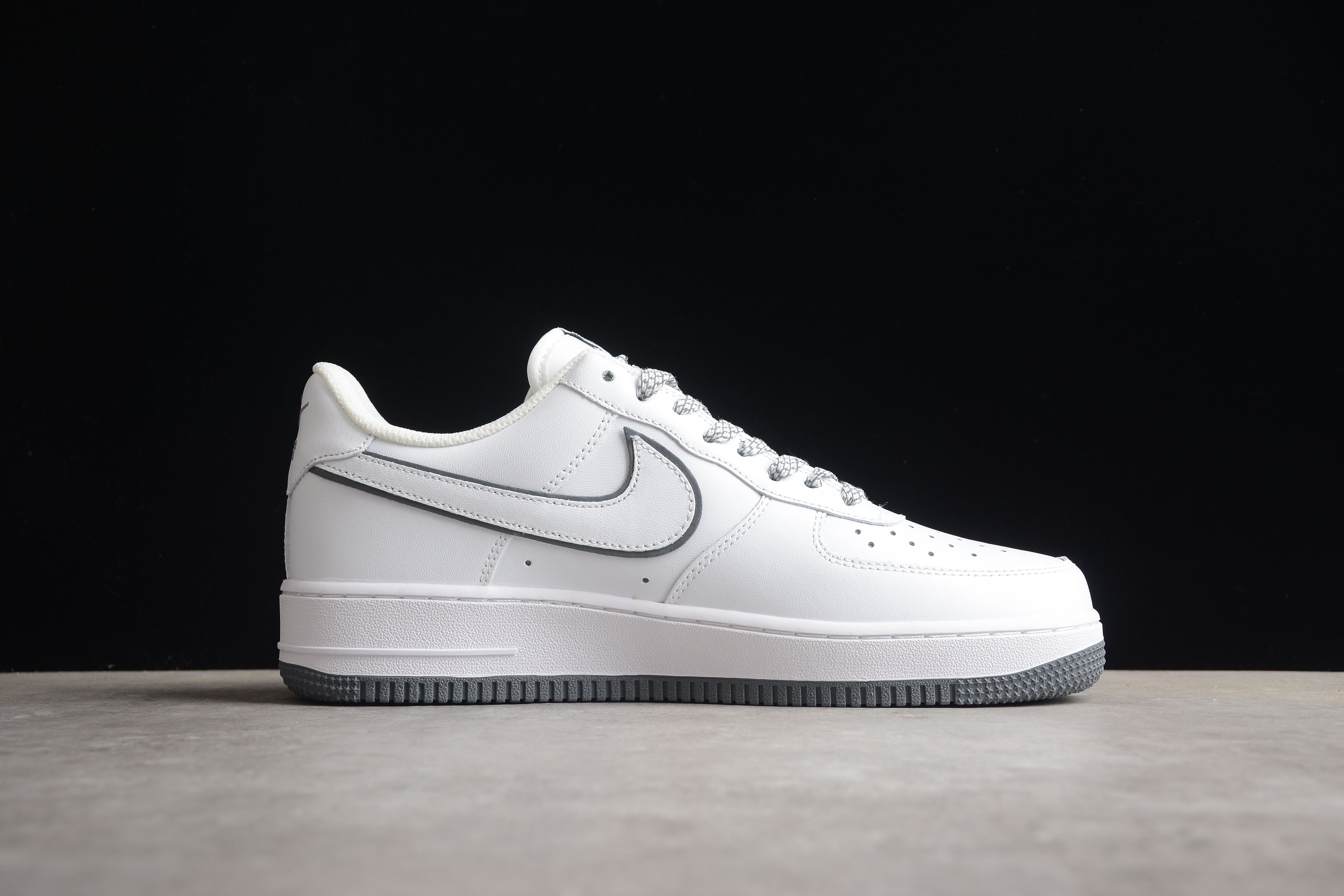 NikeUnisex Air Force 1 AF1 - White