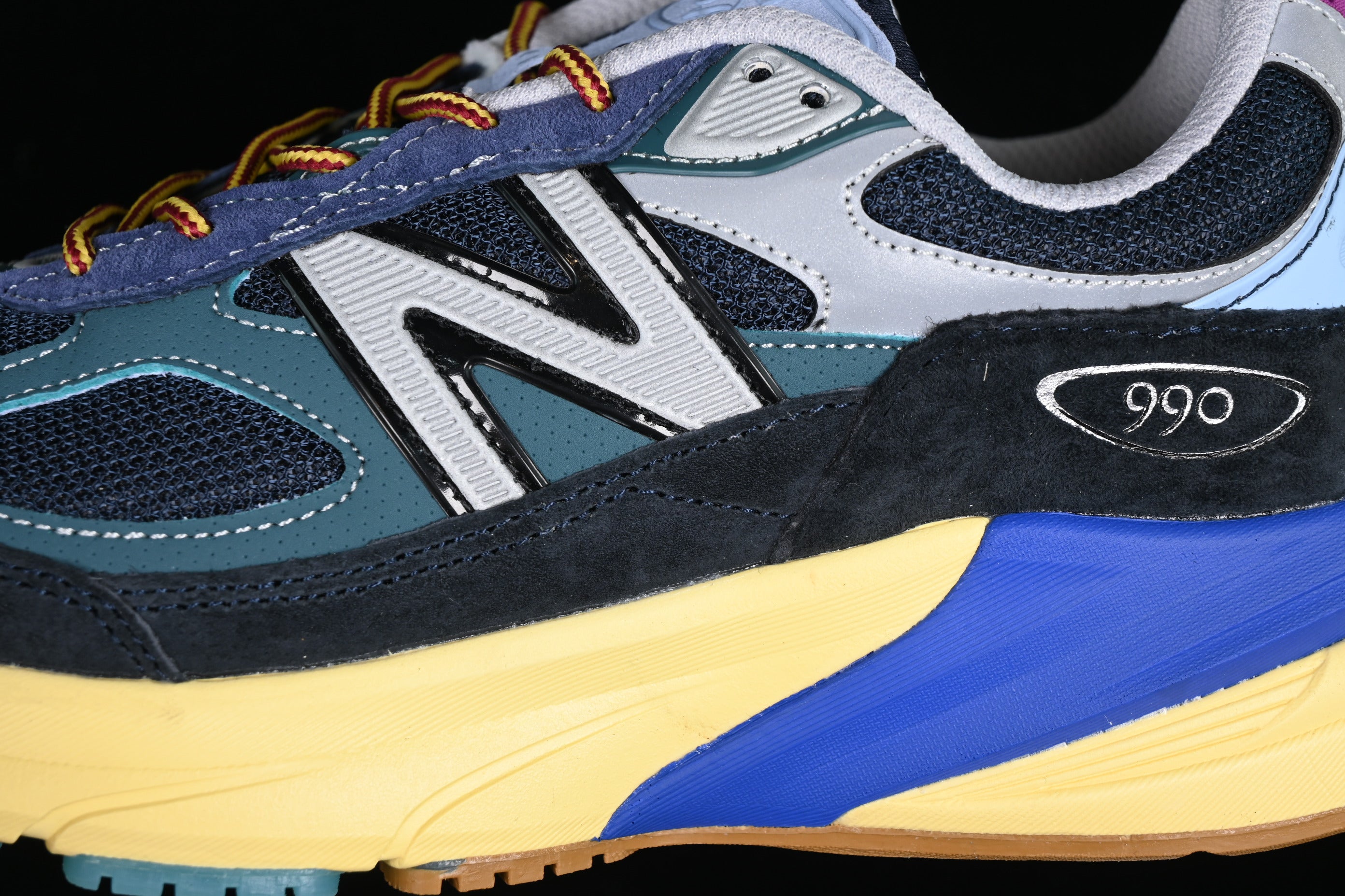 New Balance 990 - Lapis Lazuli