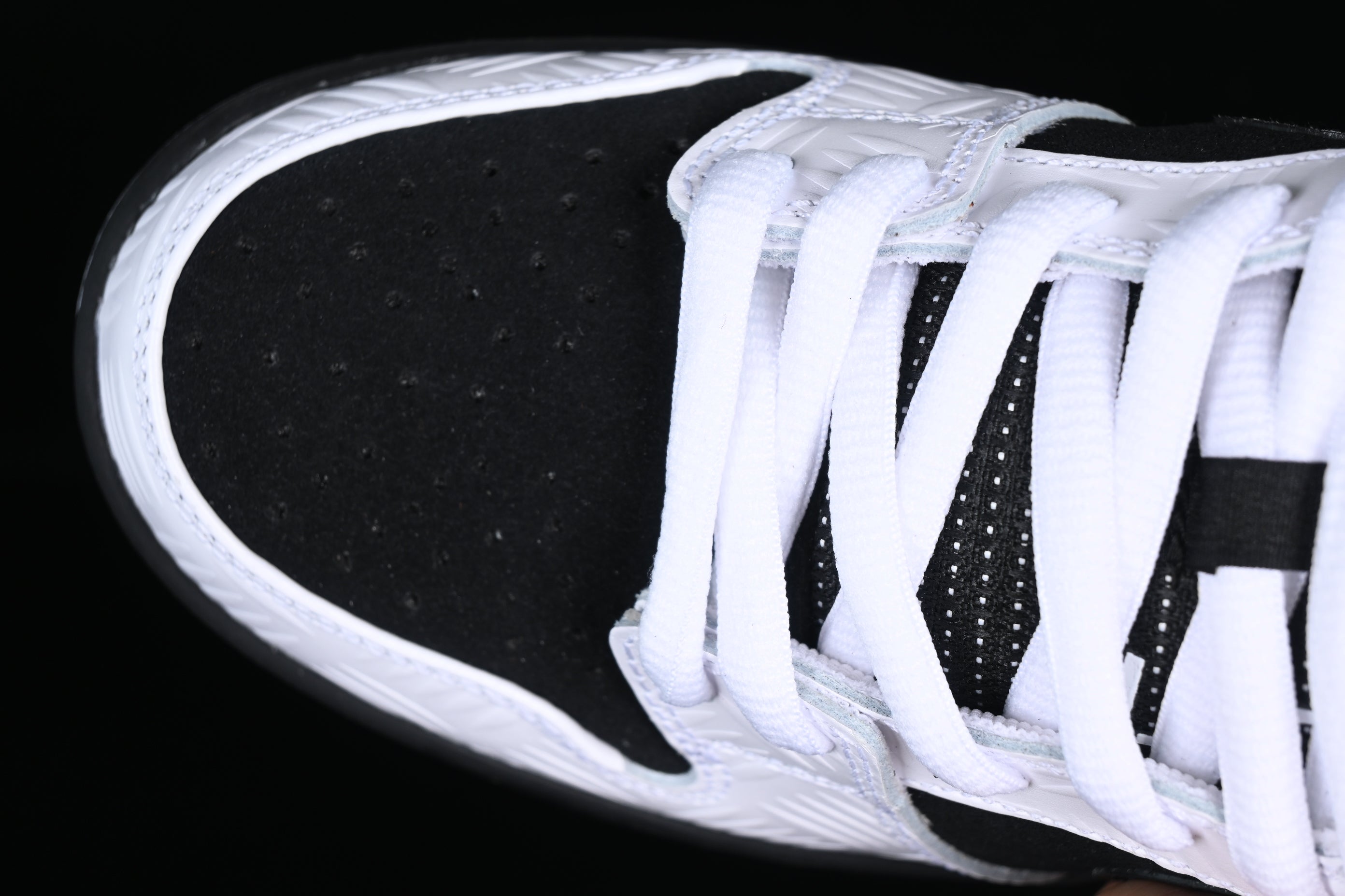 NikeSB Dunk Low - TIGHTBOOTH