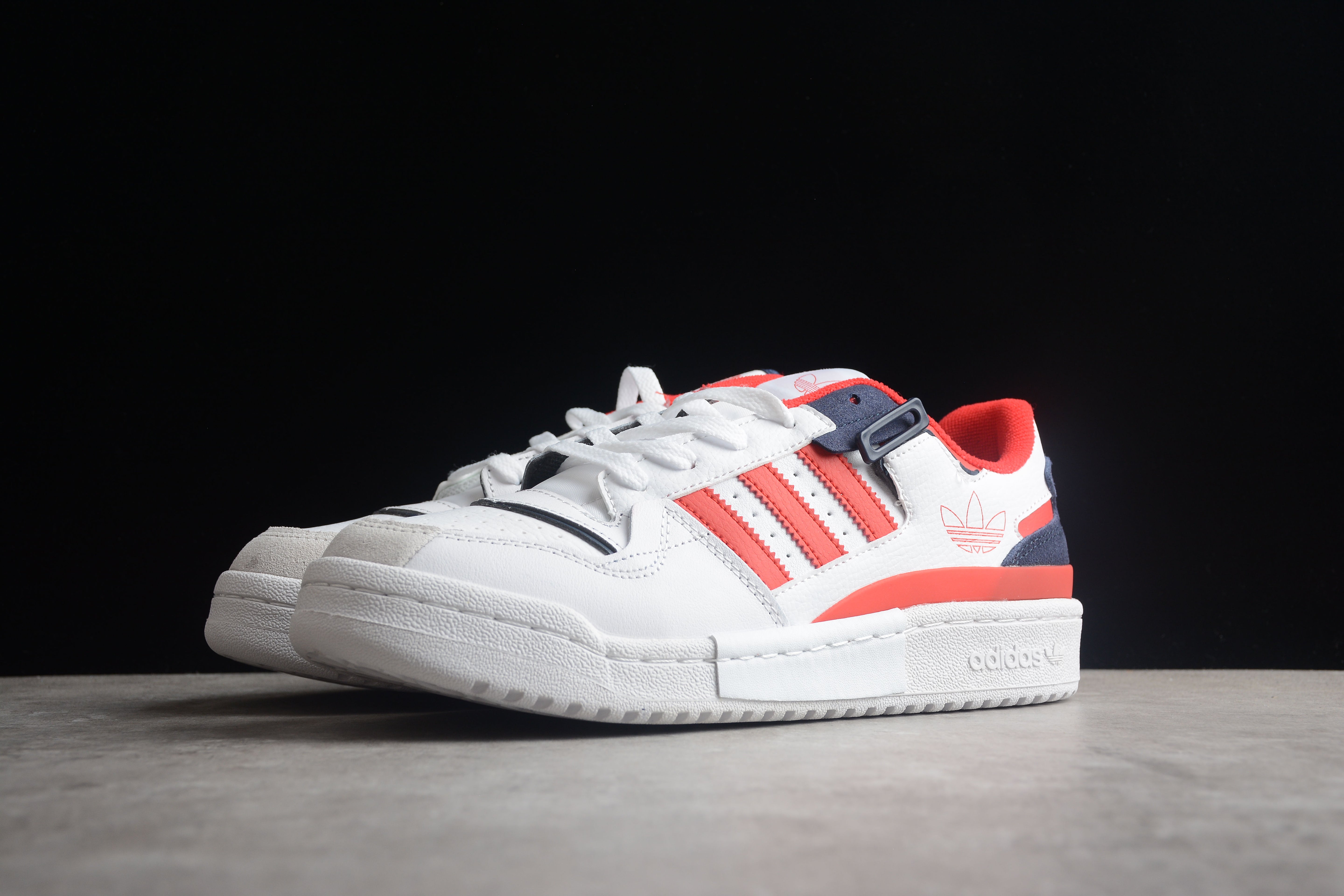 adidasUnisex Forum Exhibit Low - White