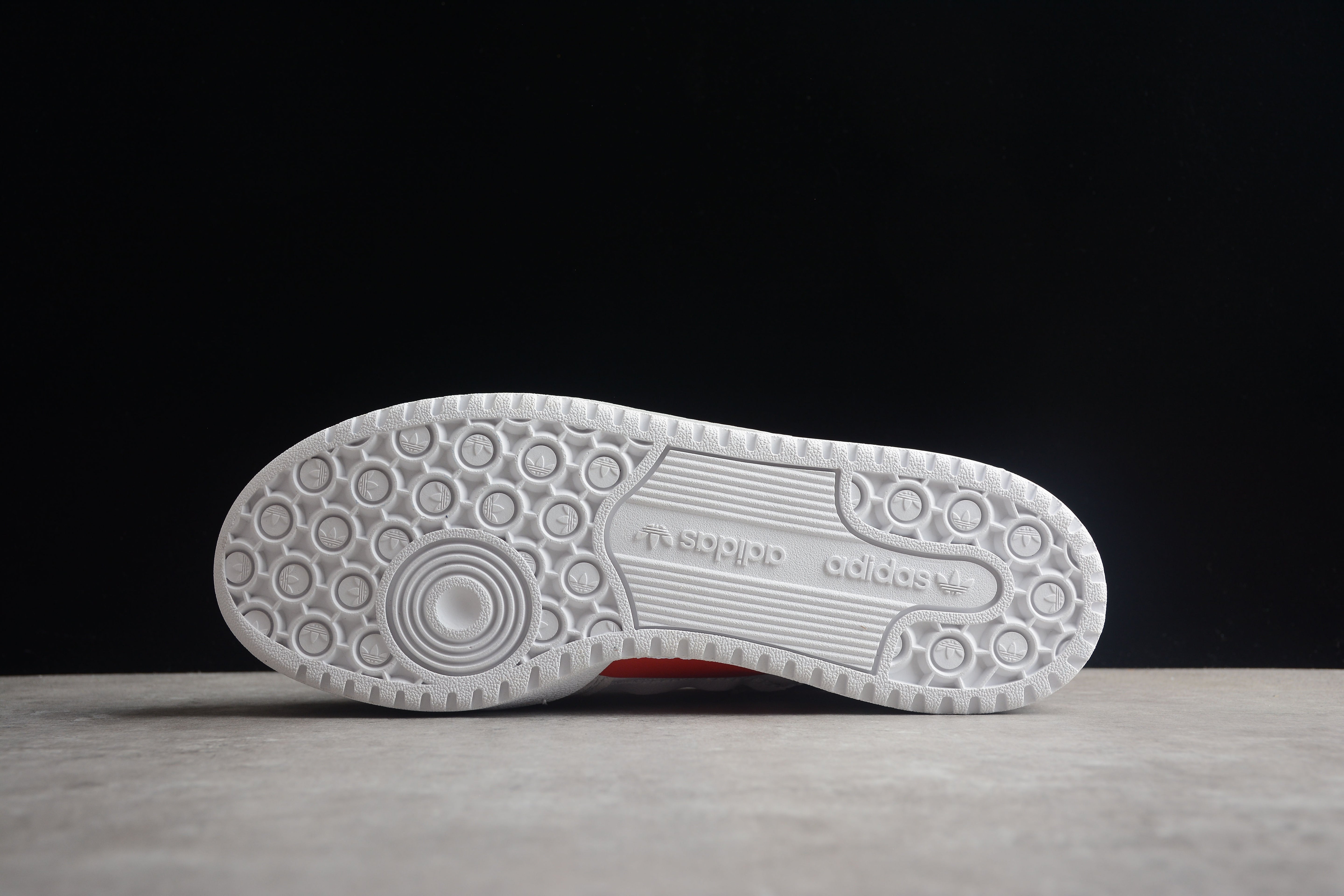 adidasUnisex Forum Exhibit Low - White