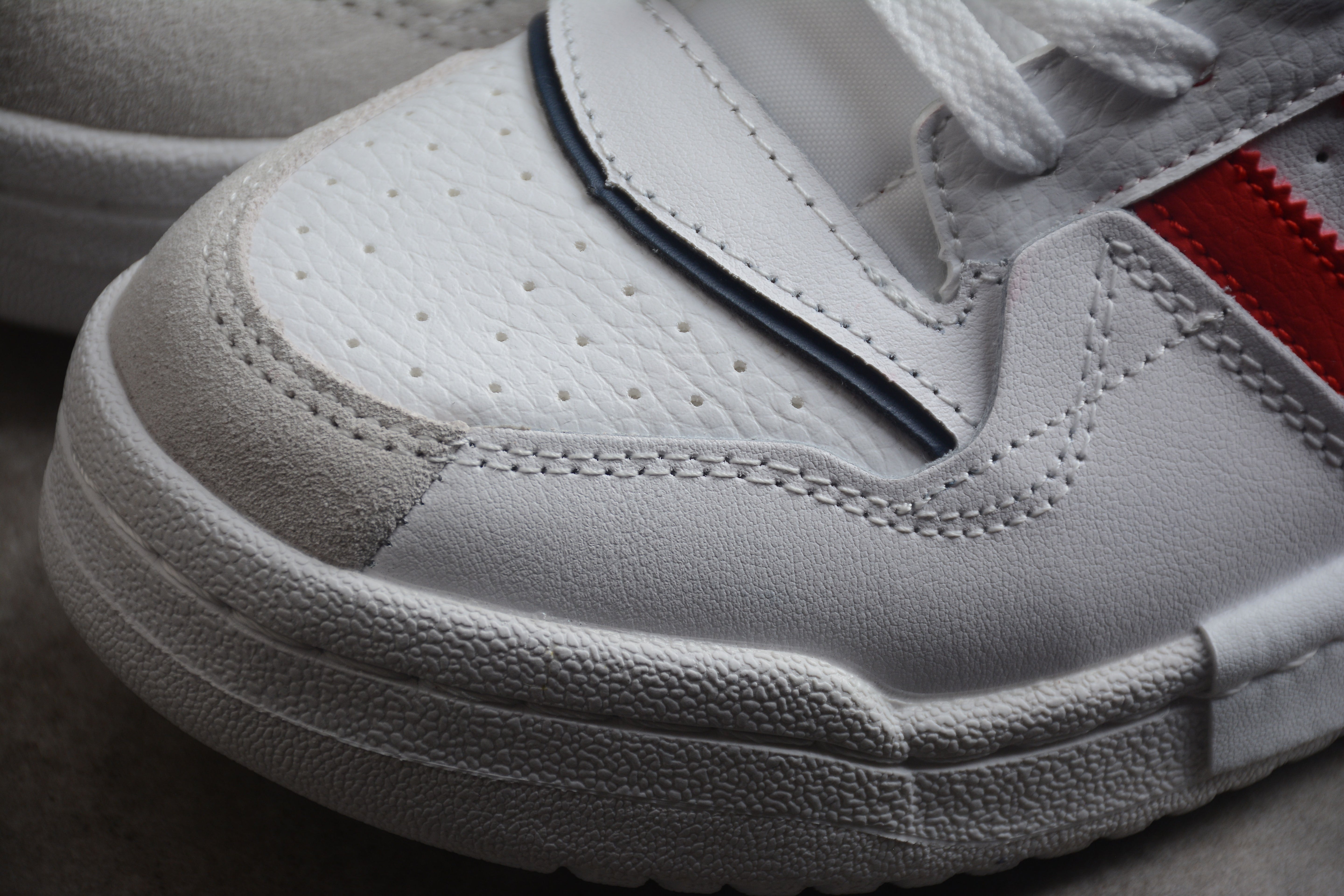 adidasUnisex Forum Exhibit Low - White