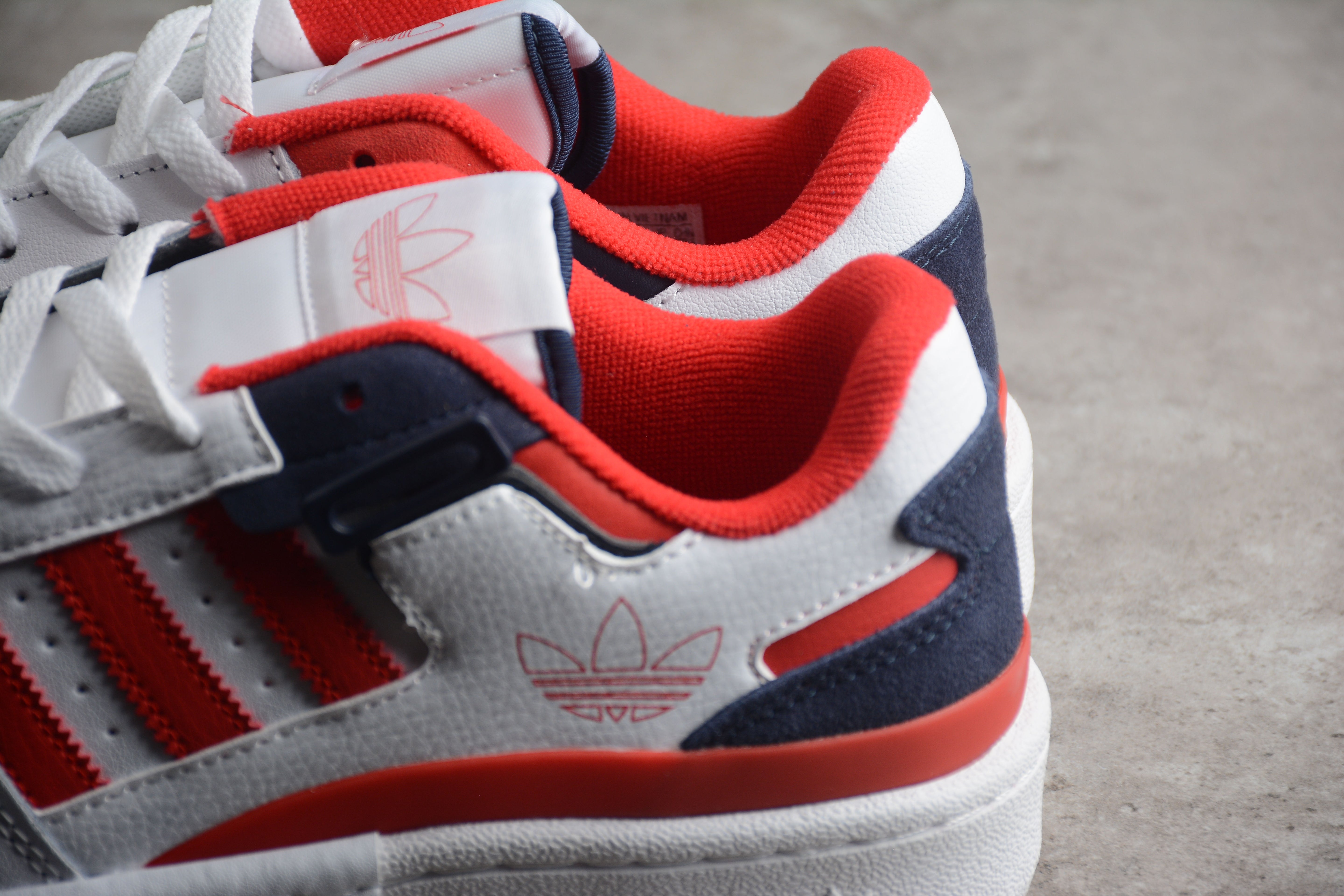 adidasUnisex Forum Exhibit Low - White
