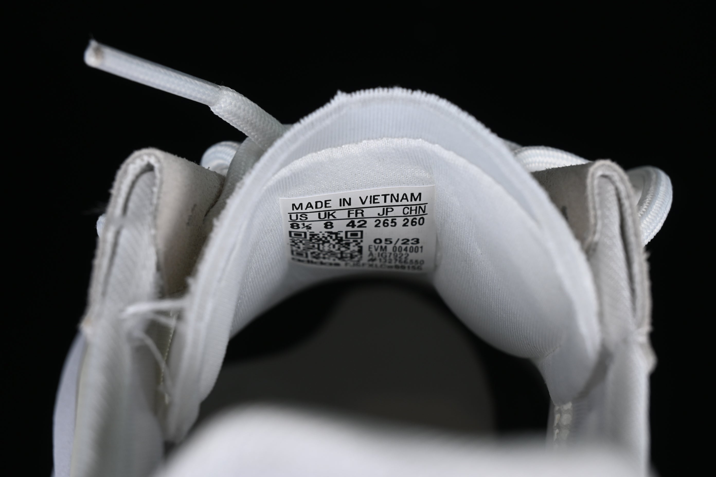 adidasUnisex AdiFOM TRXN - White