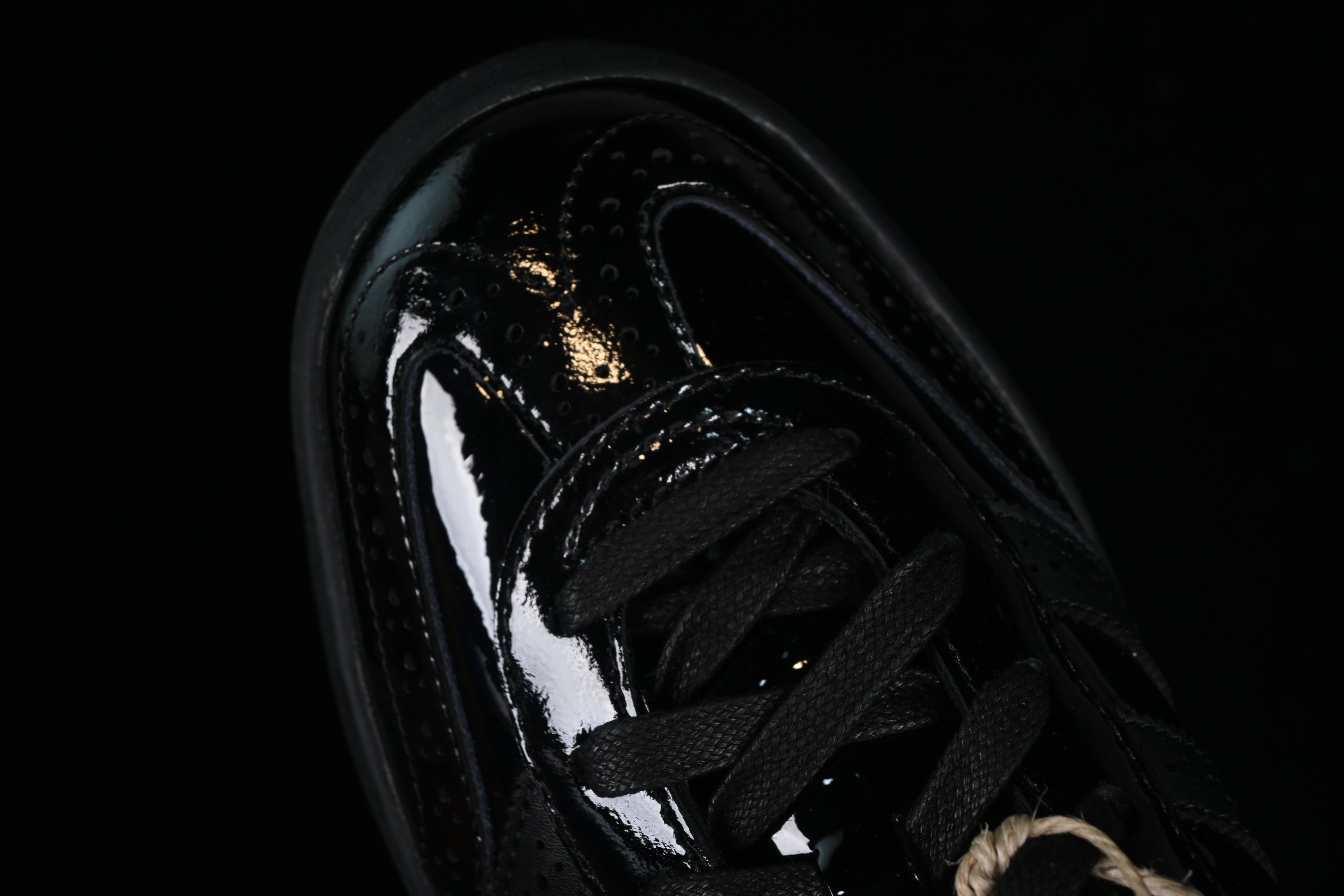 adidasMens Gazelle - Indoor Black