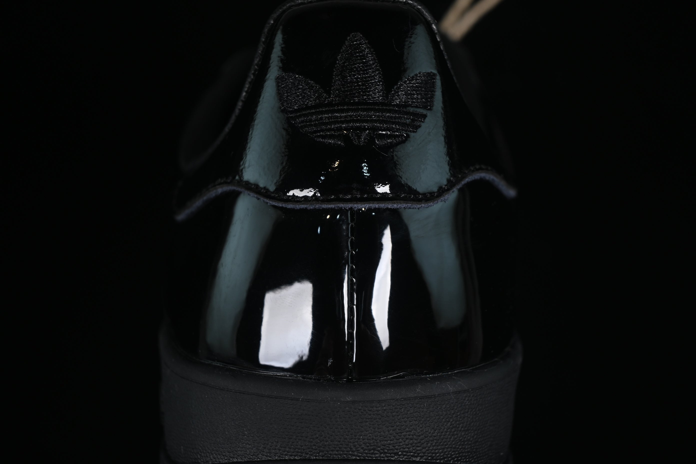 adidasMens Gazelle - Indoor Black