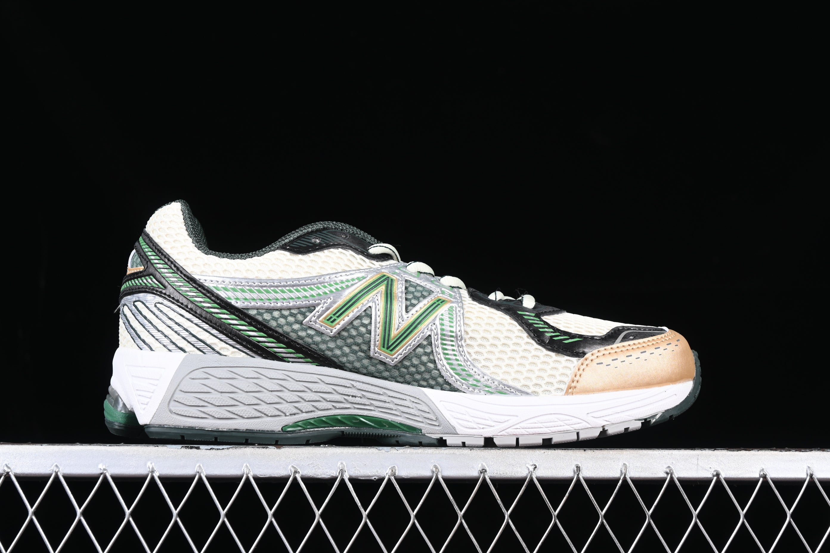 Aime Leon Dore x New Balance 860 V2 - Green Copper