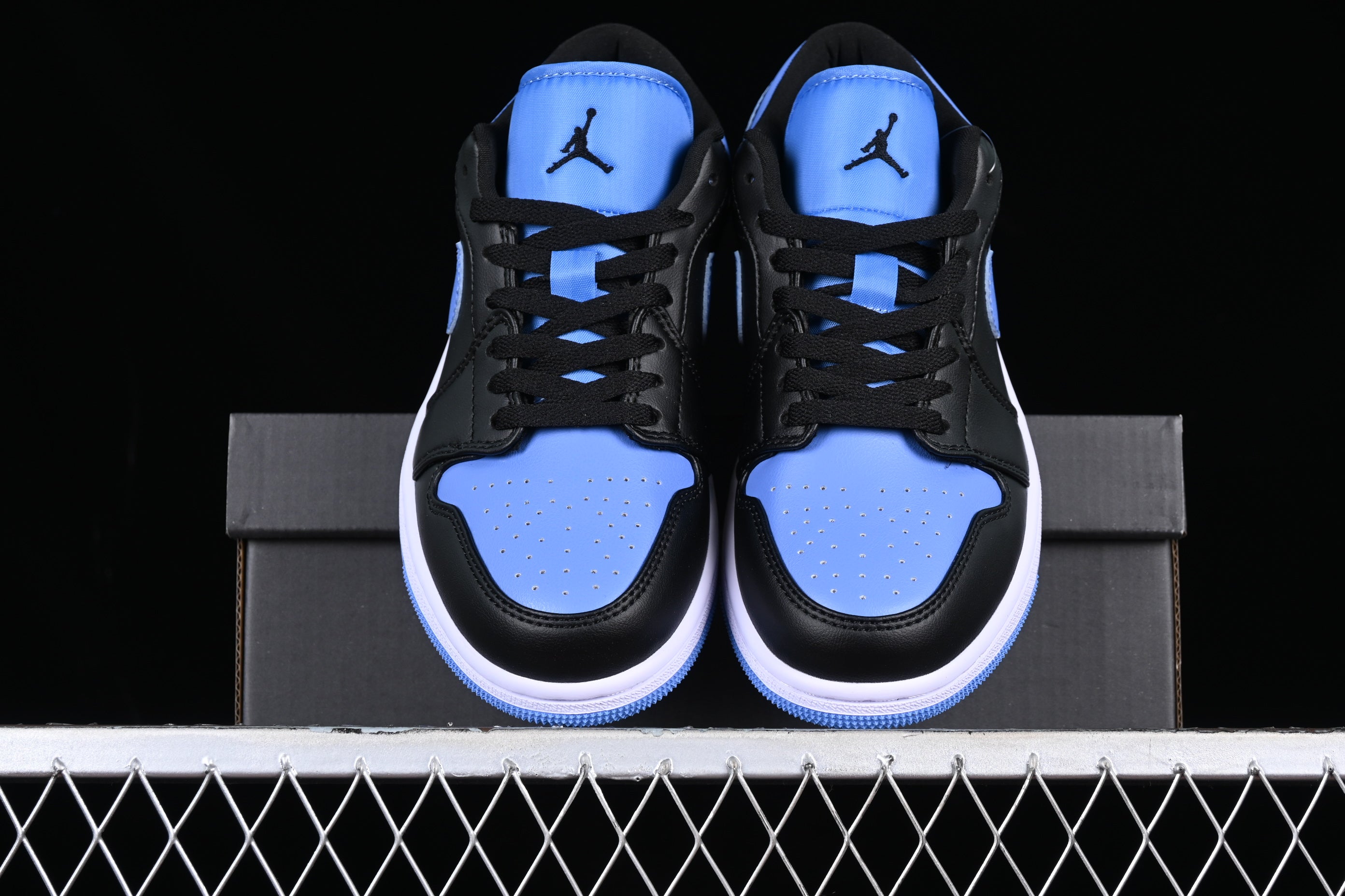 Air Jordan 1 AJ1 Low - Black University Blue
