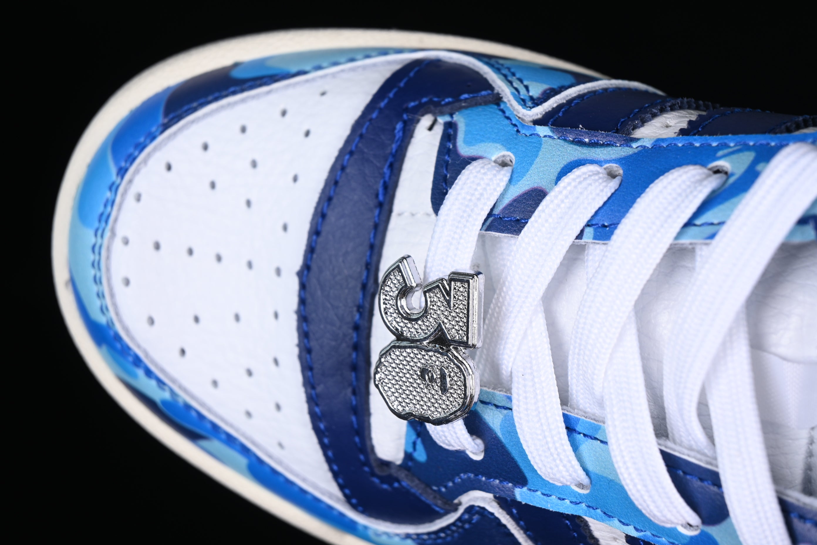 AdidasMens BAPE x Forum Low 84 30th Anniversary - Blue Camo