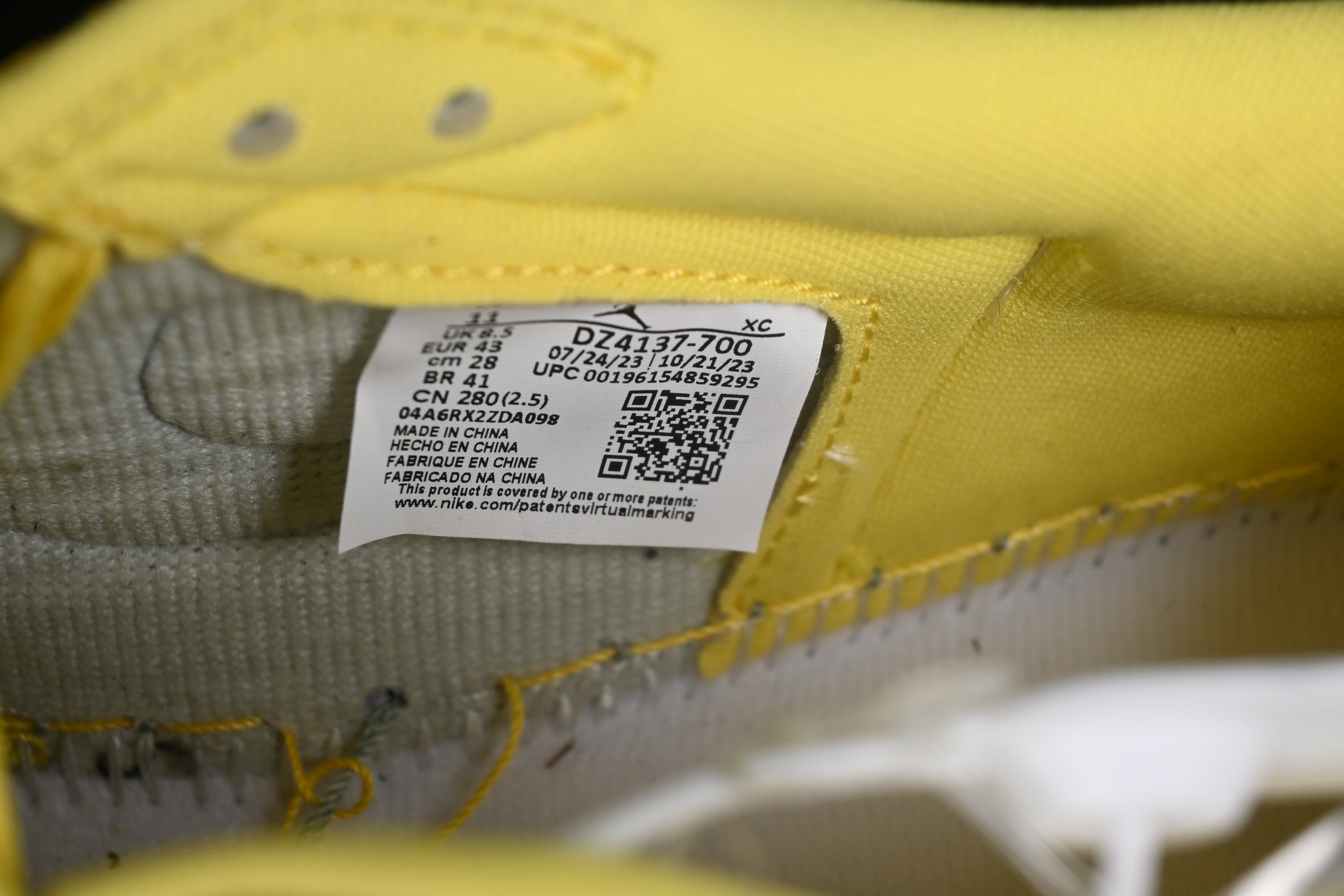 Travis Scott x Air Jordan 1 AJ1 Low - Canary
