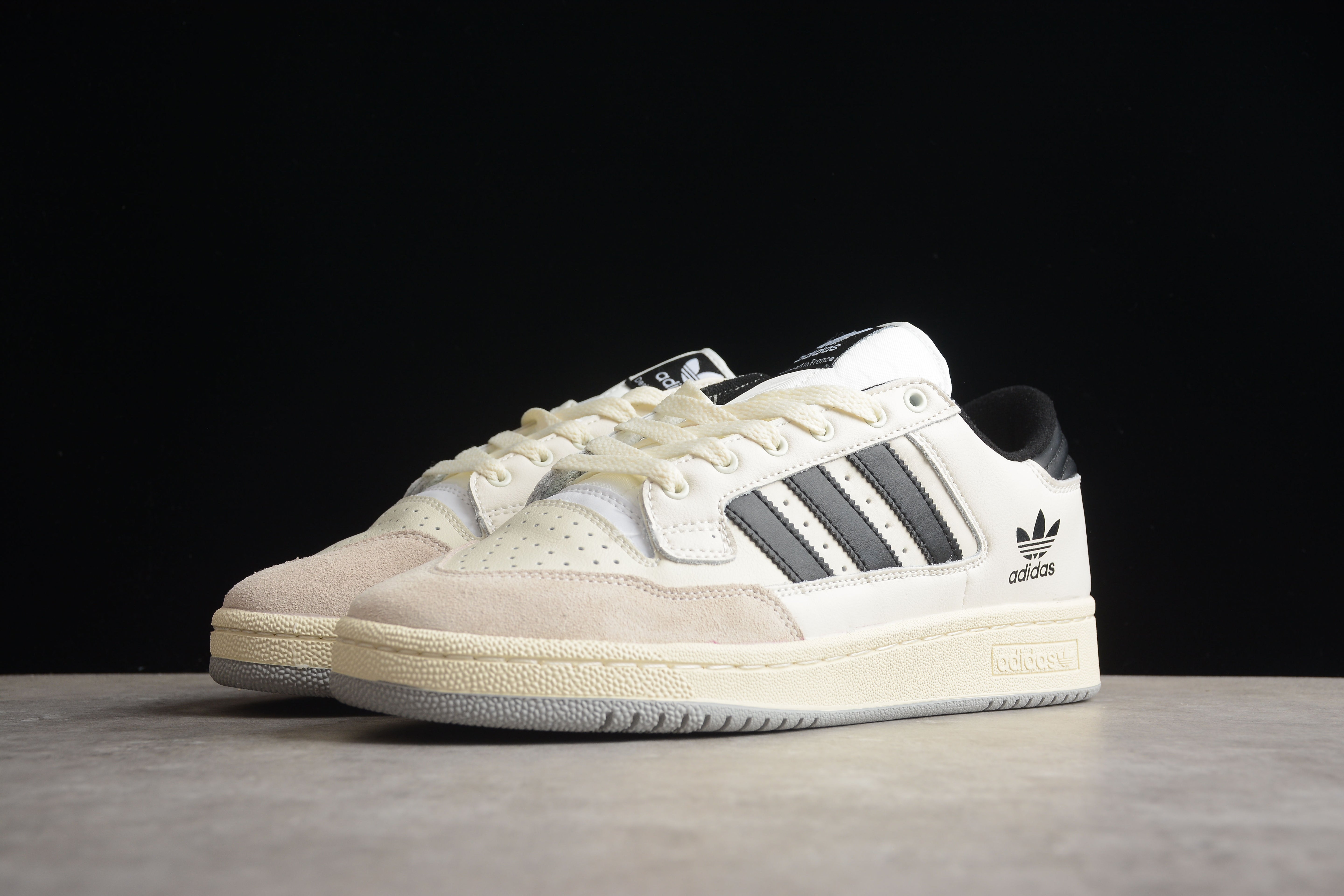 adidasMens Continental 85 Low - White