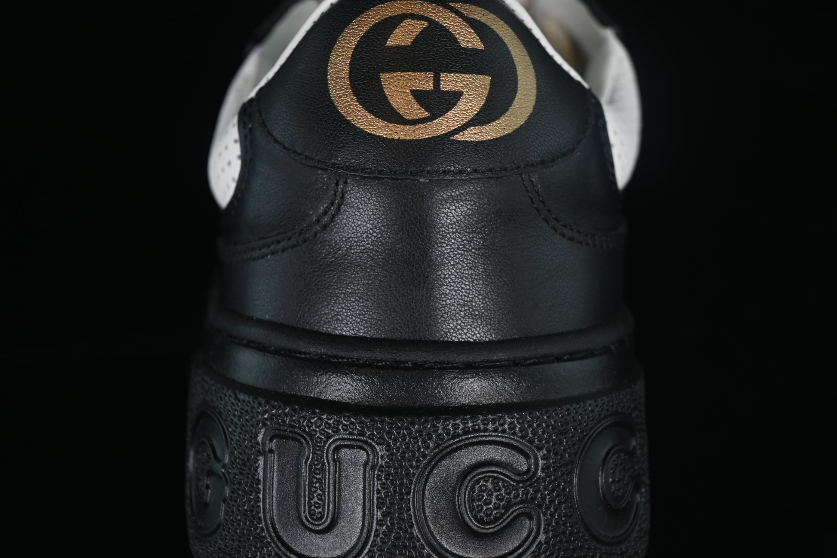 GucciUnisex GG Embossed - Black