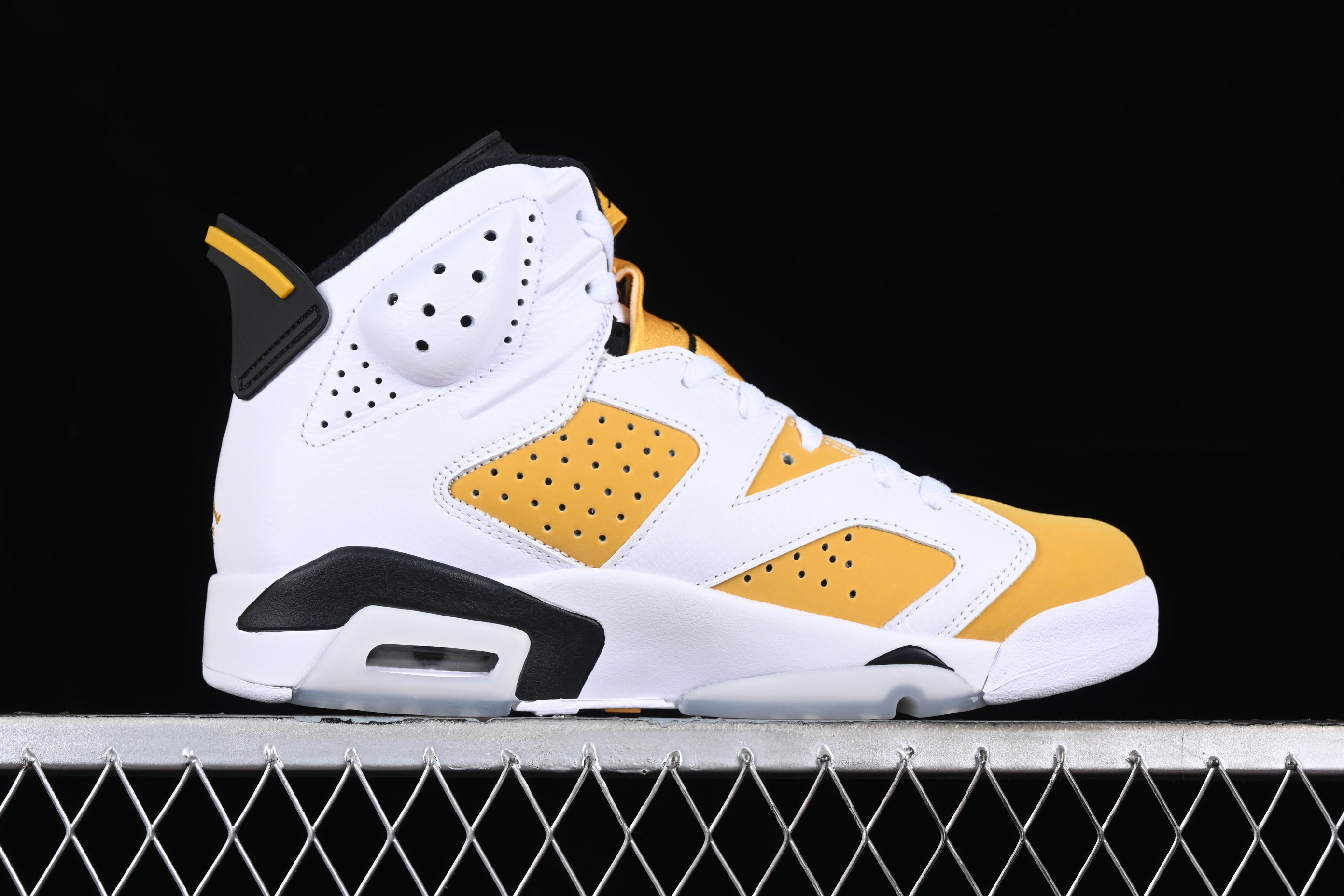 Air Jordan 6 AJ6 - Yellow Ochre