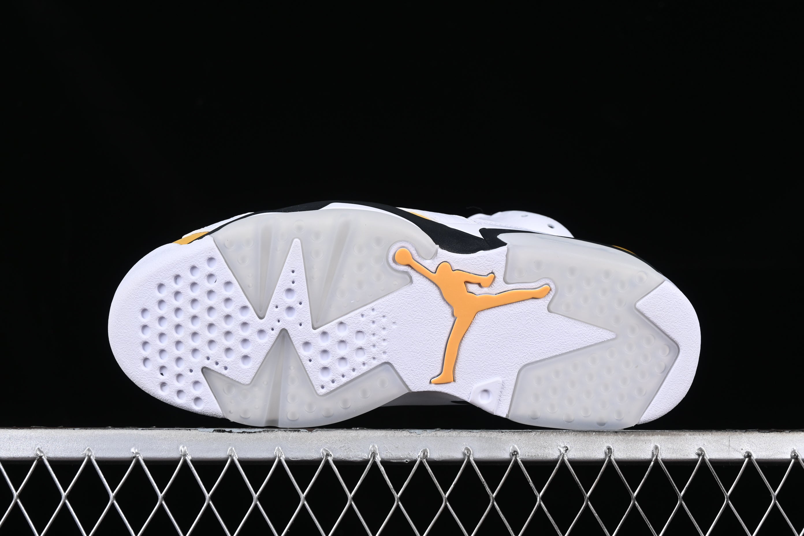 Air Jordan 6 AJ6 - Yellow Ochre