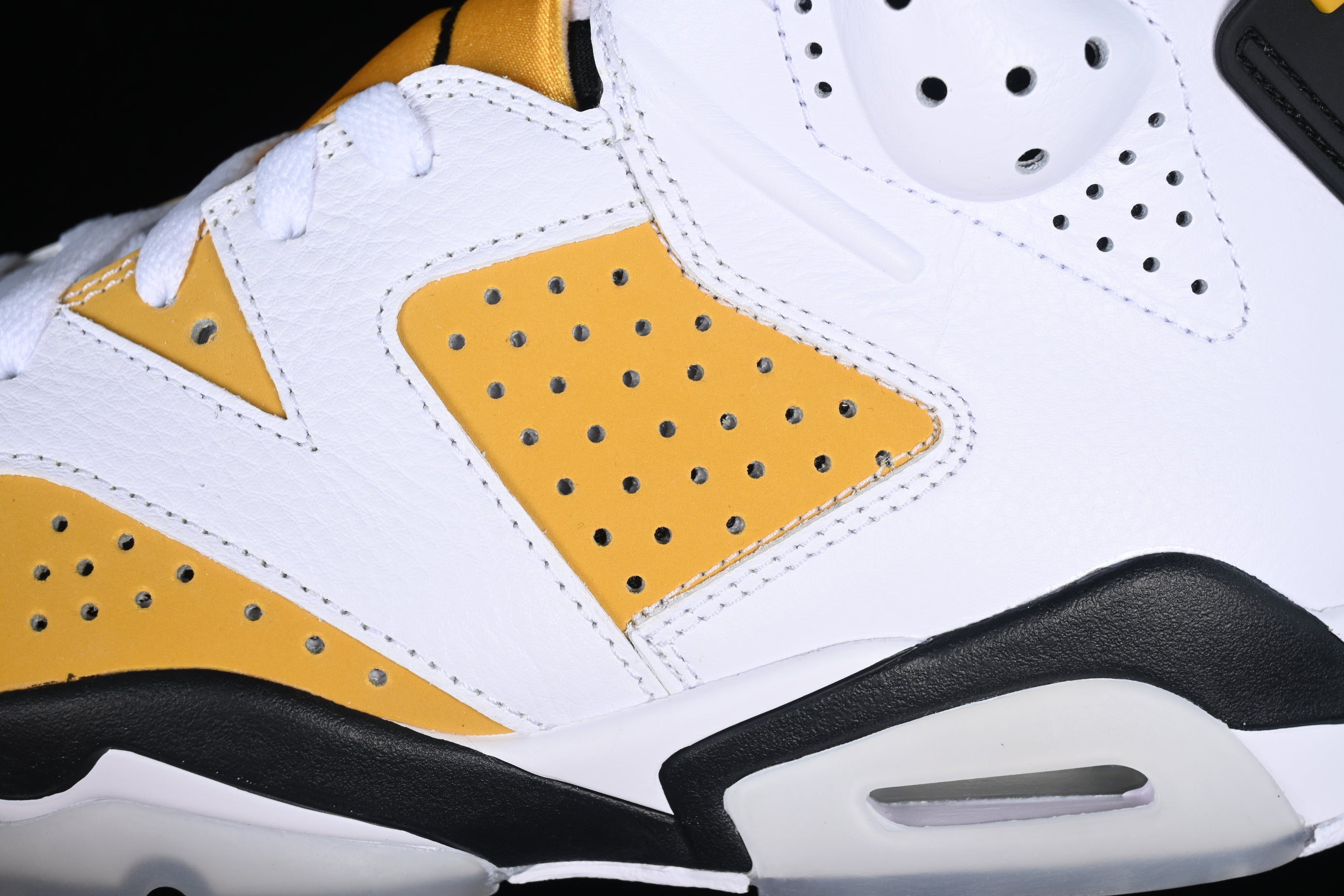 Air Jordan 6 AJ6 - Yellow Ochre