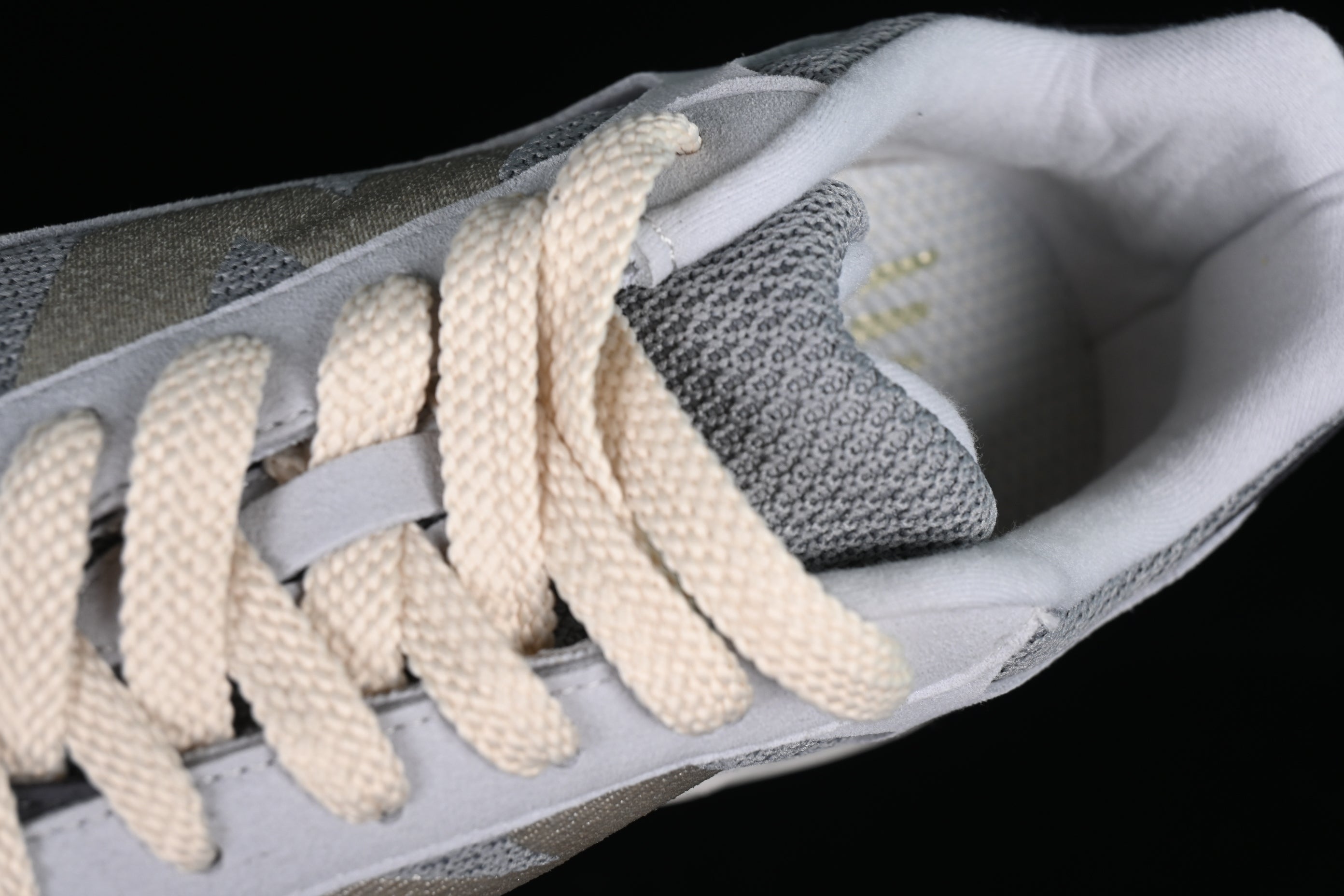 New Balance Warped - White