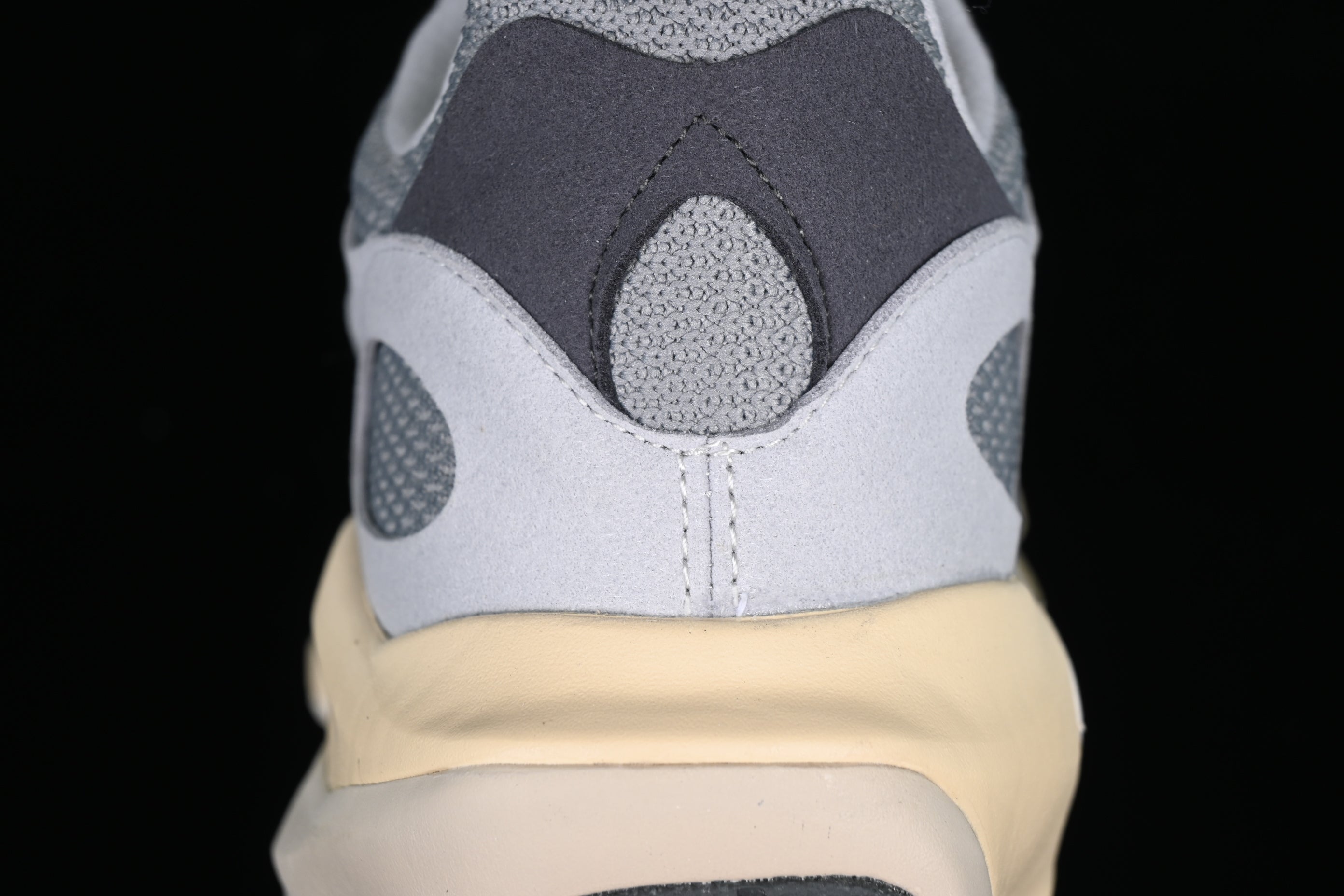 New Balance Warped - White