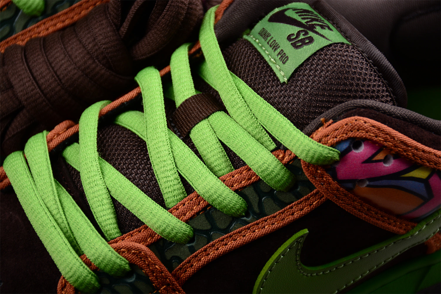 NikeMens SB Dunk Low - De La Soul