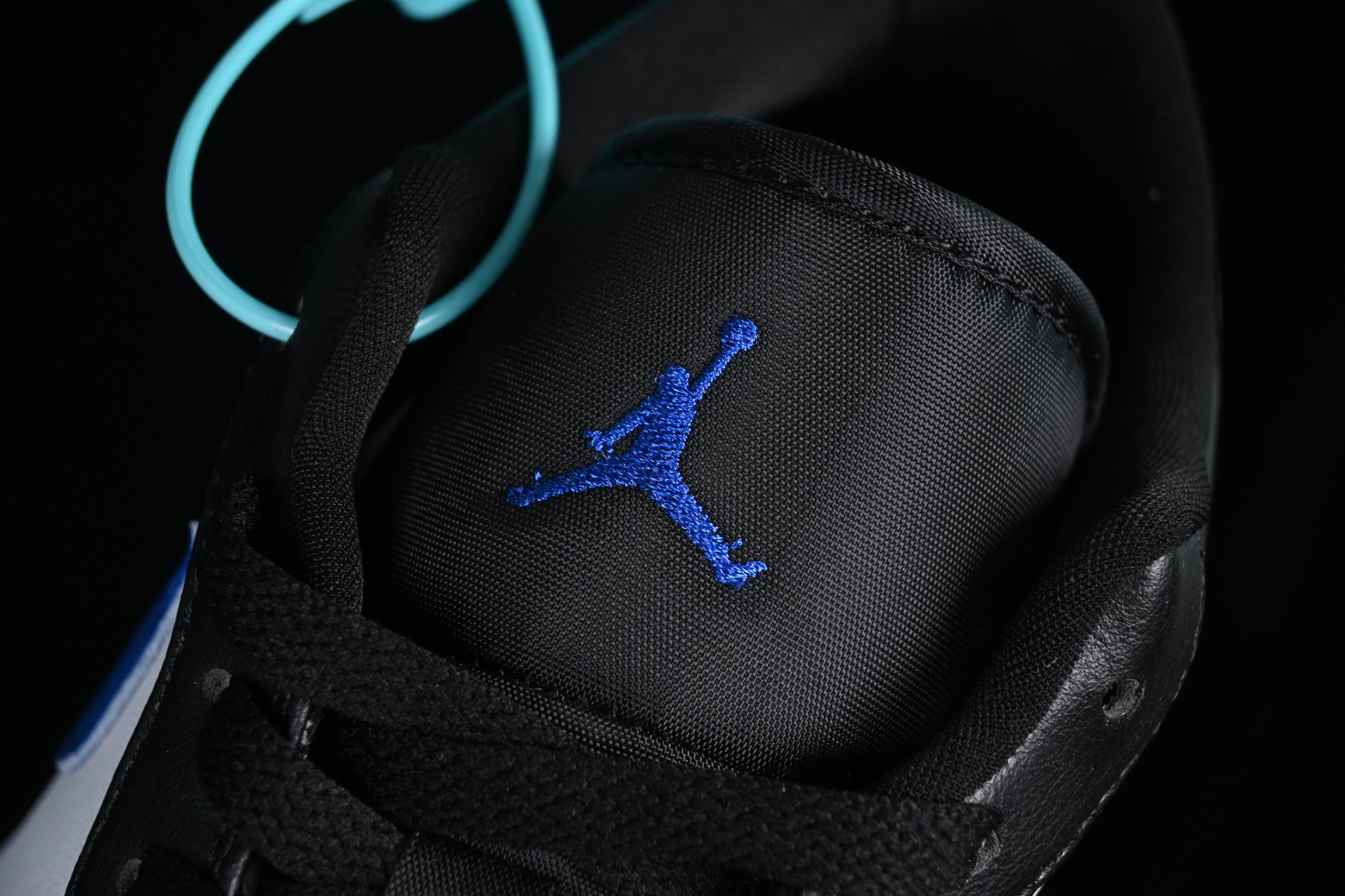 Air Jordan 1 AJ1 Low -  Alternate Royal Toe