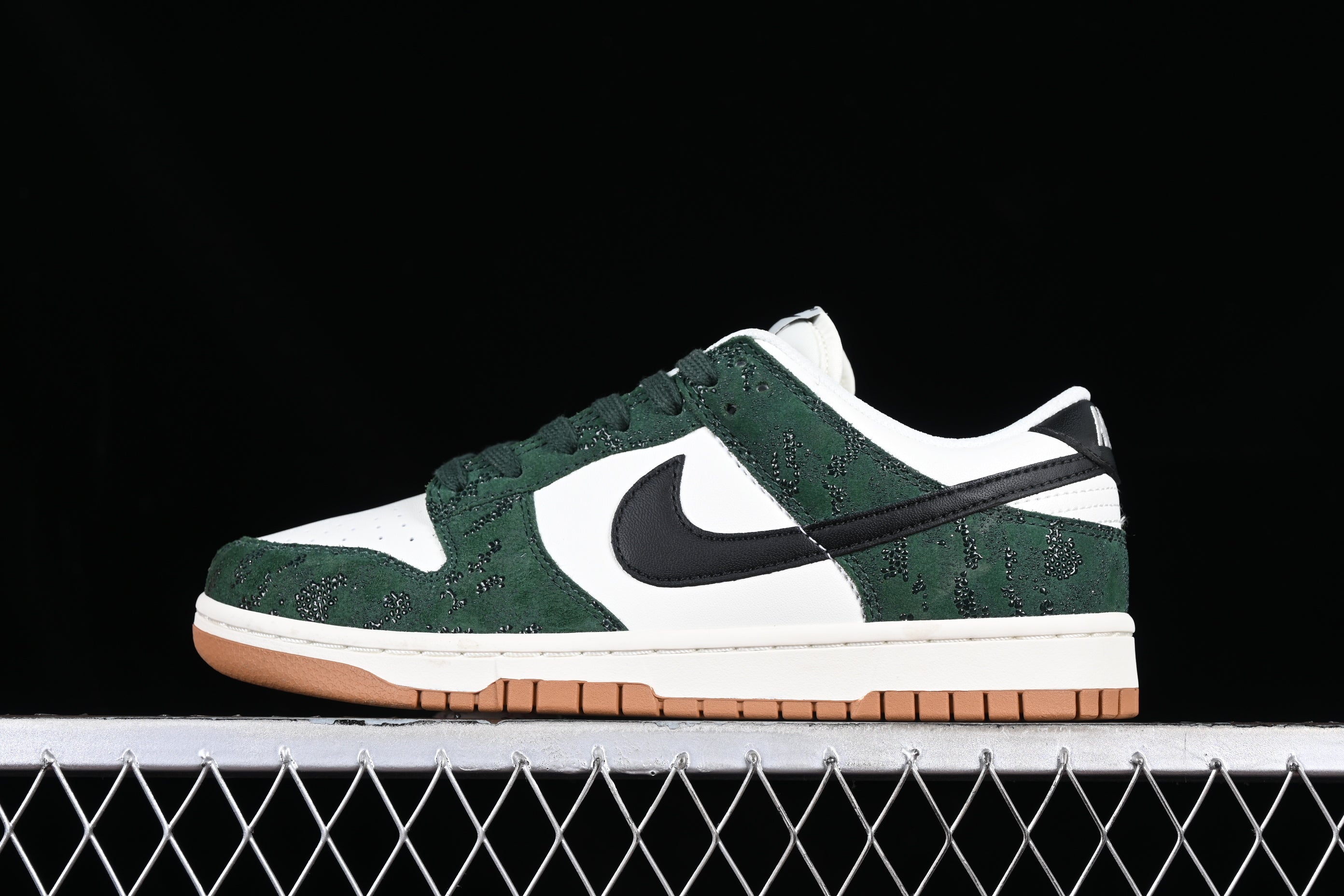 NikeUnisex Dunk Low - Green Snake