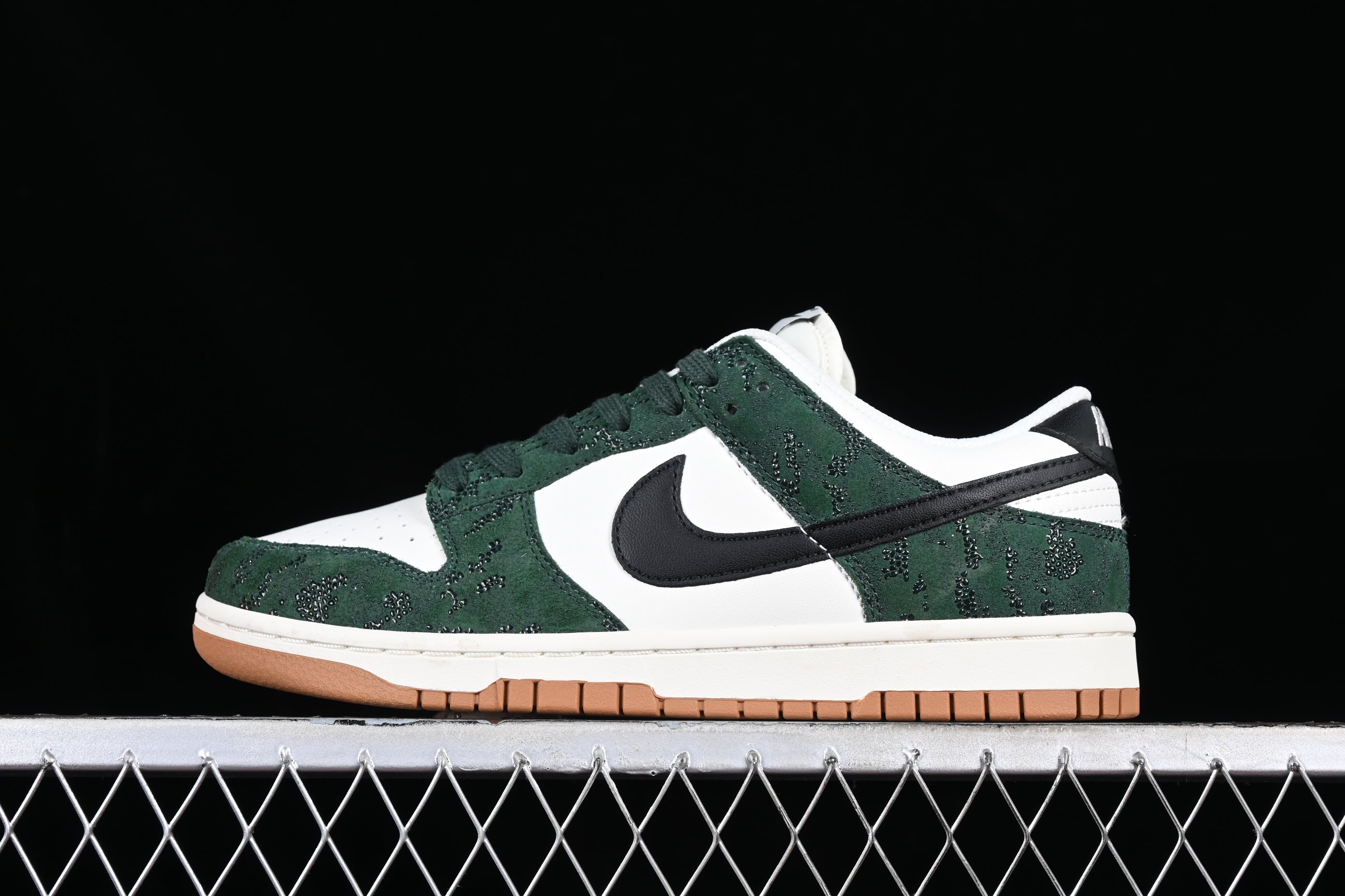 NikeMens Dunk Low - Green Snake