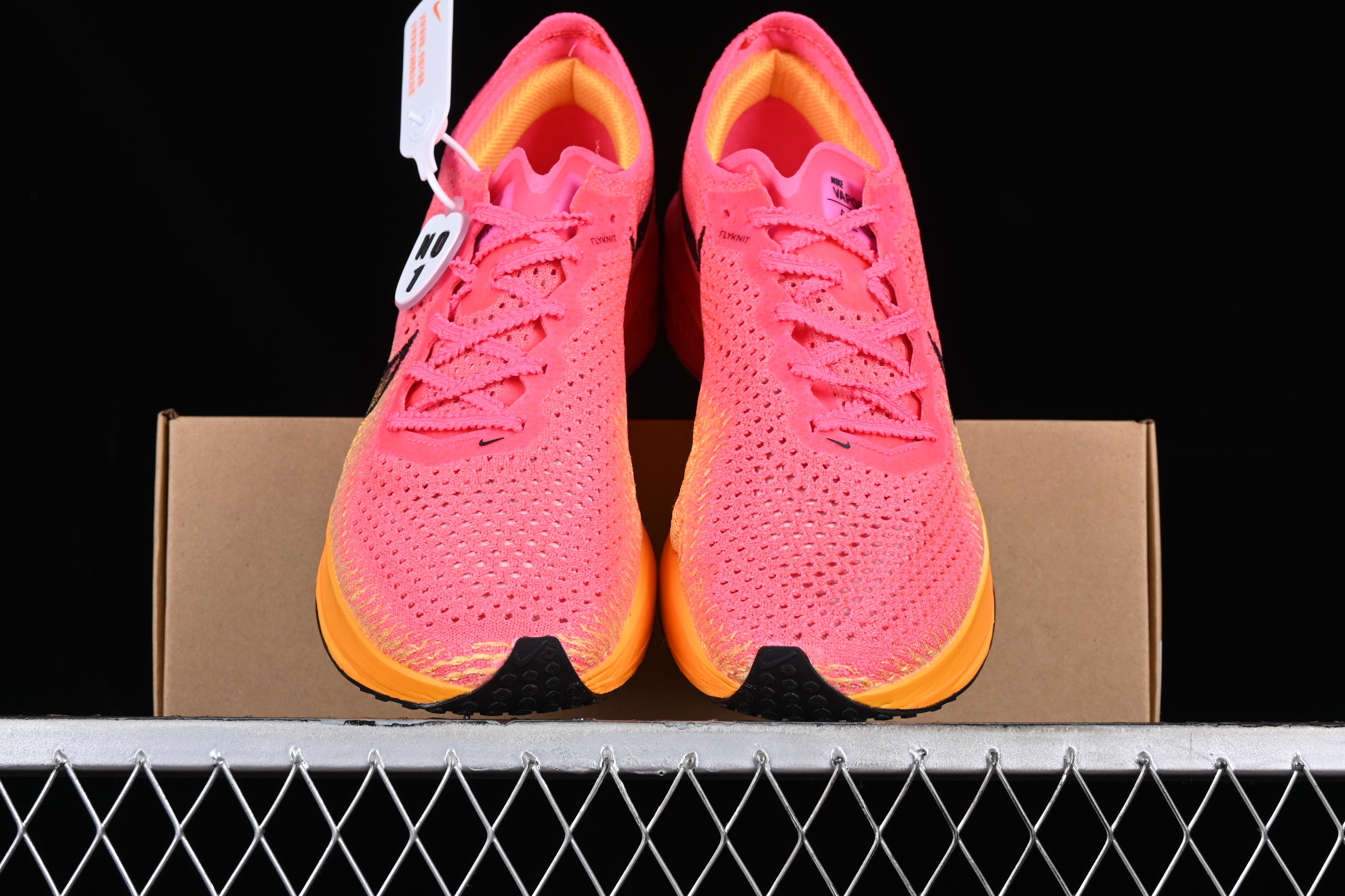 NikeUnisex ZoomX VaporFly Next 3 - Hyper Pink