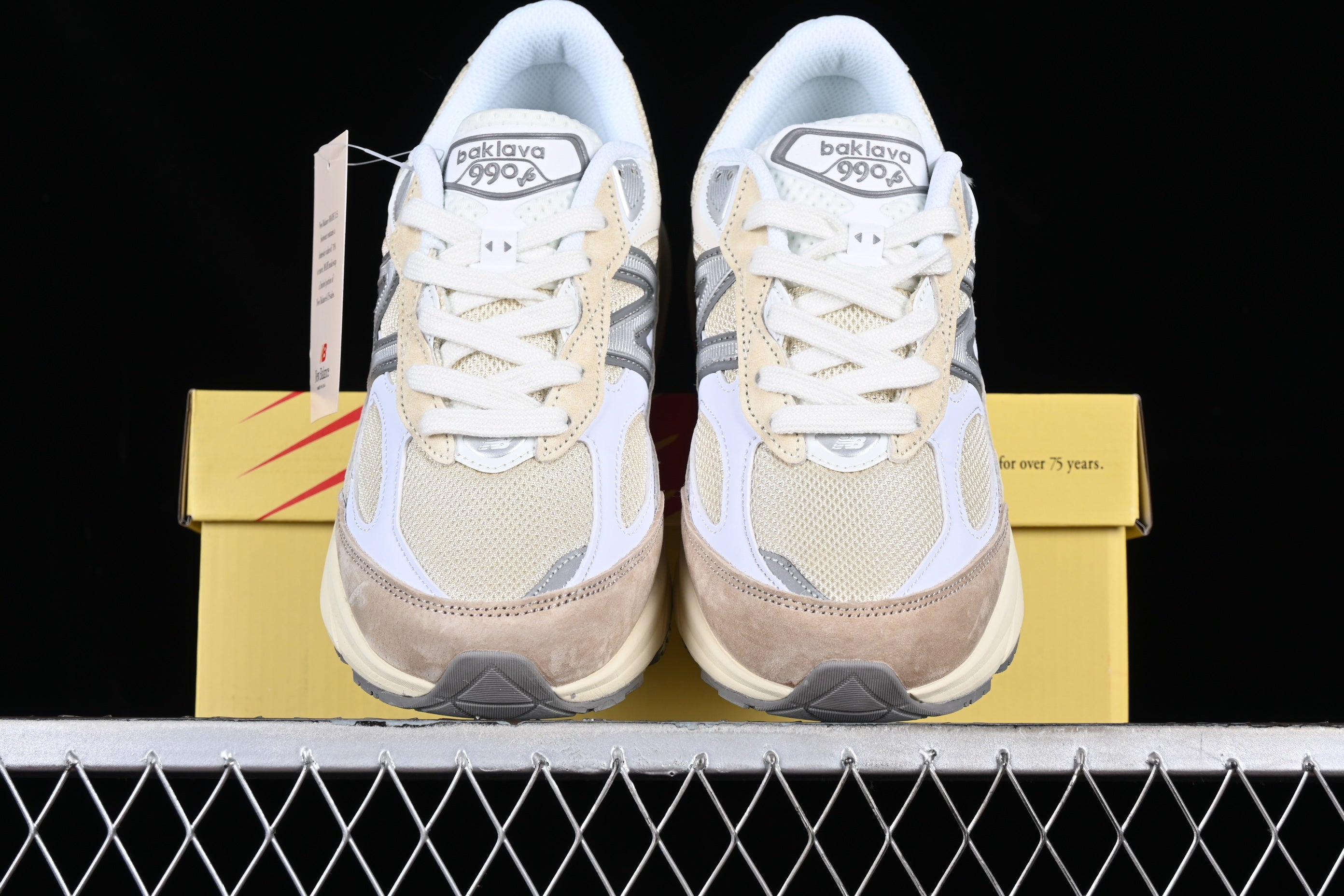 New Balance 990V6 - Desert Sand