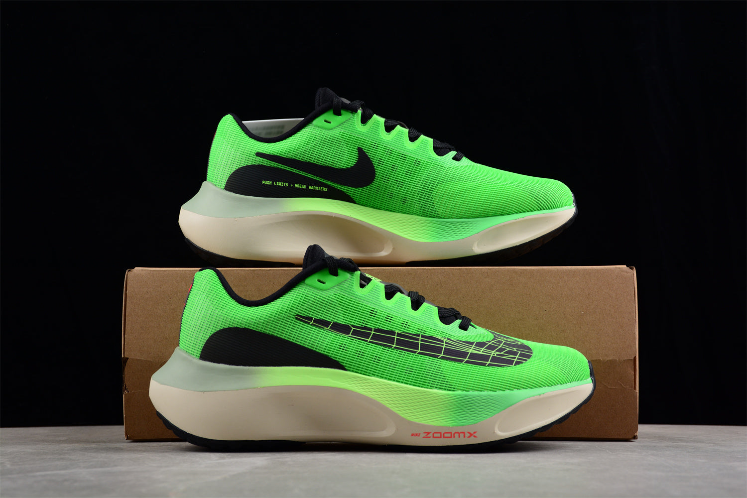 NikeMens Zoom Fly 5 - Ekiden