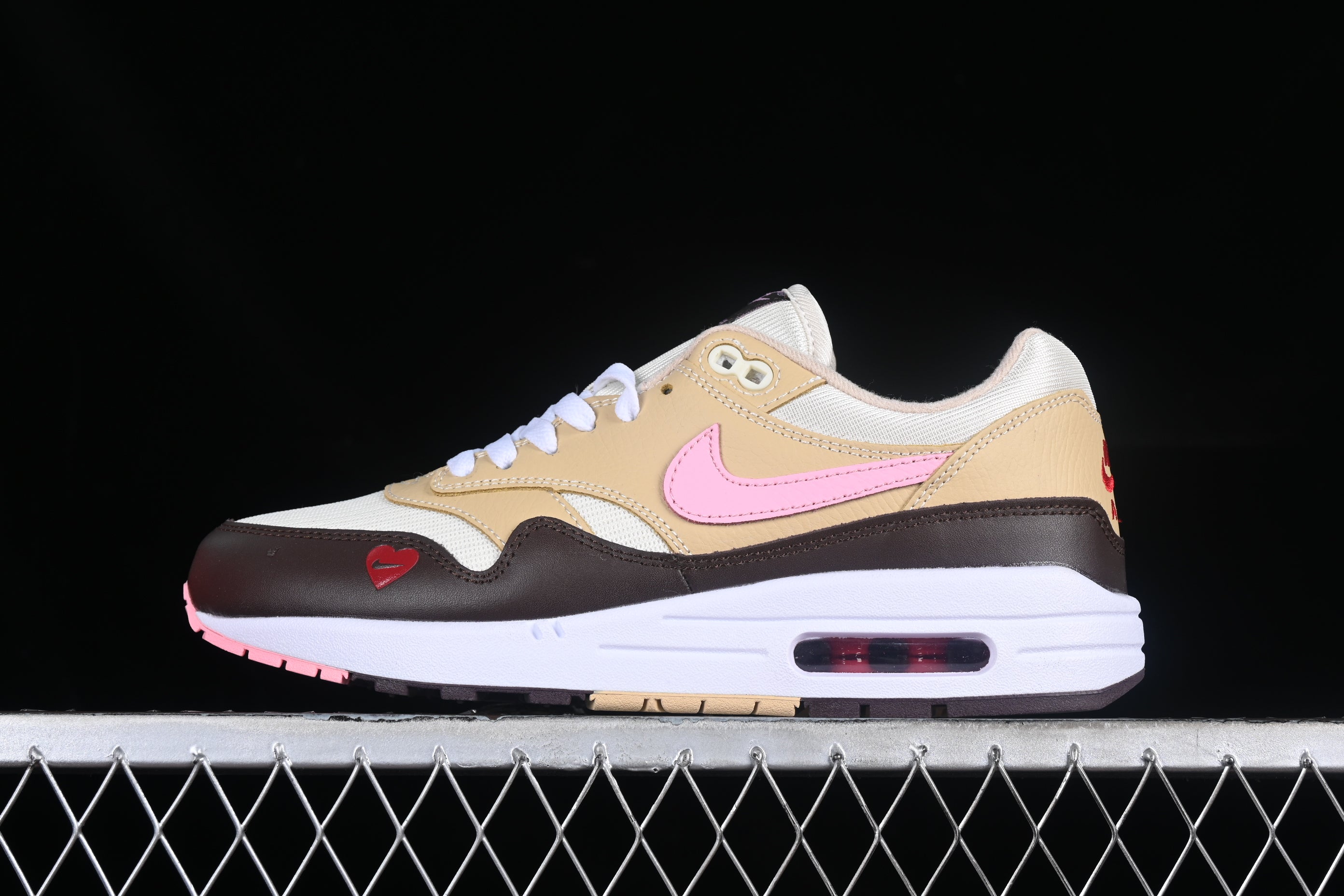NikeWMNS Air Max 1 AM1 Valentine's Day -  Scoops Up Stussy