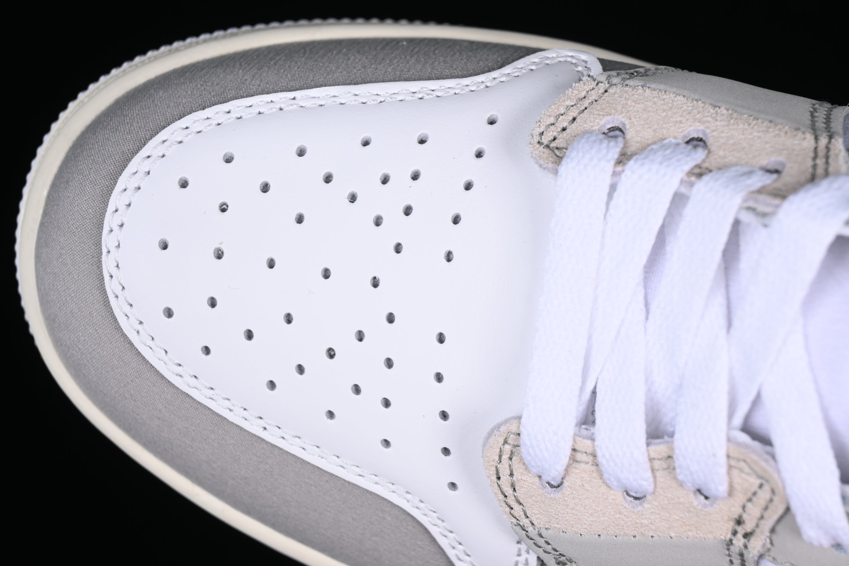 Air Jordan 1 Low Craft Inside - Out Tech Grey