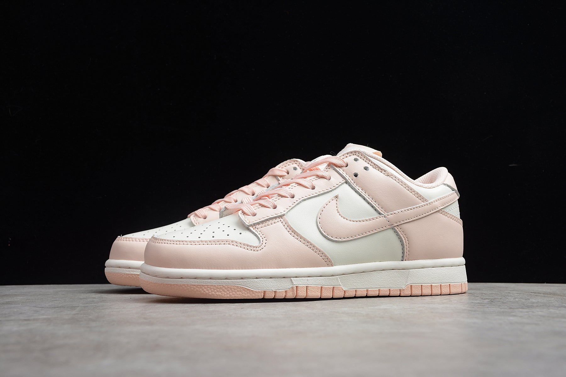 NikeWMNS Dunk Low - Orange Pearl