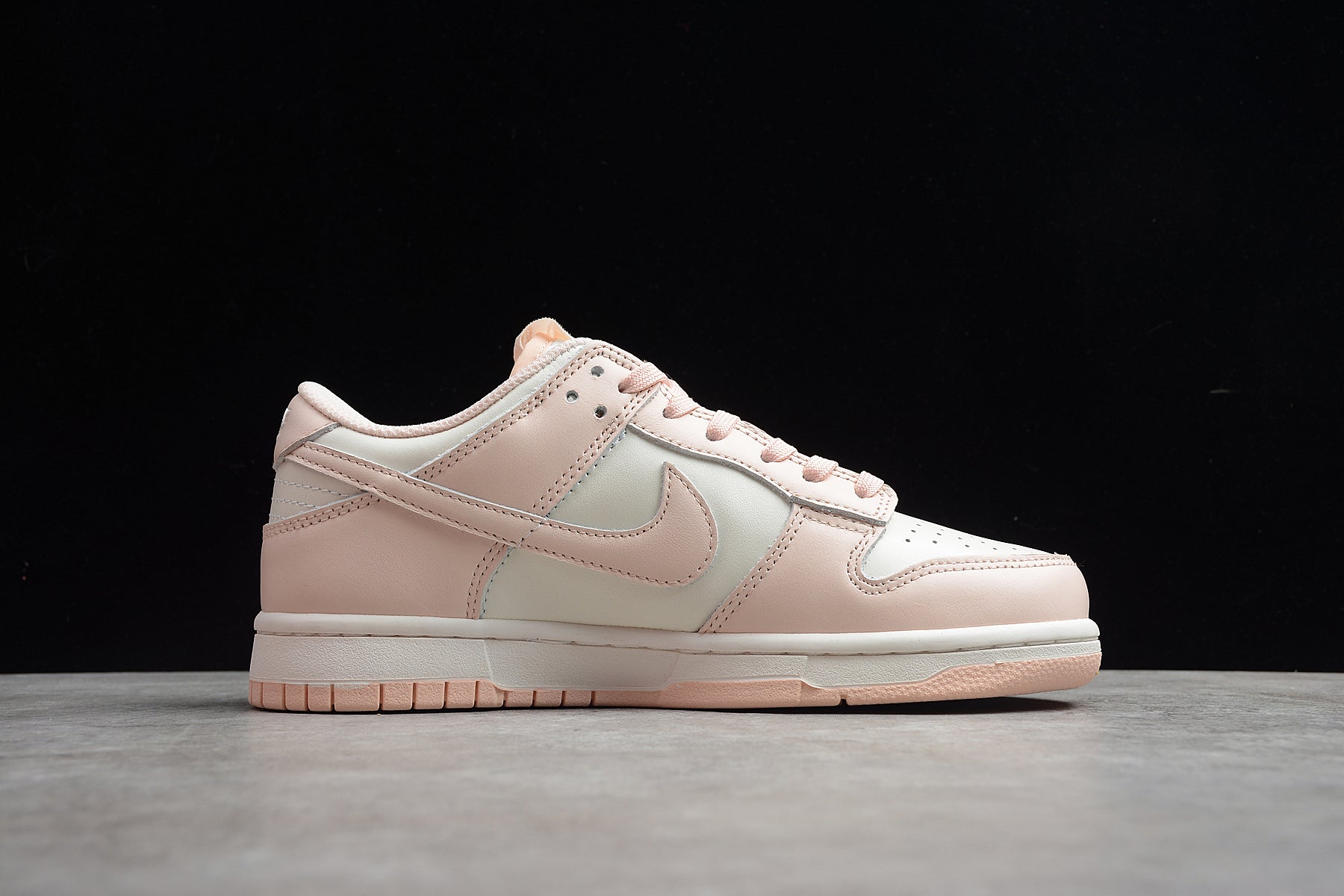 NikeWMNS Dunk Low - Orange Pearl