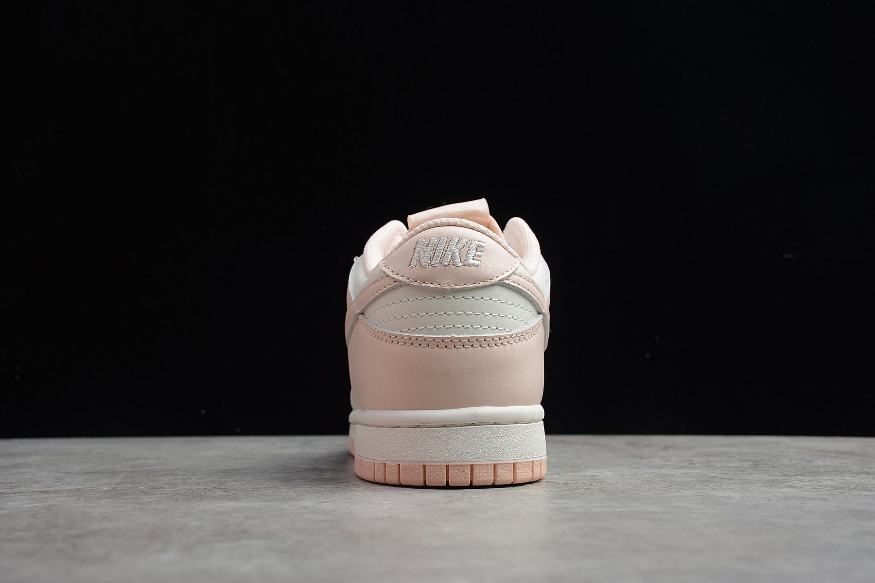 NikeWMNS Dunk Low - Orange Pearl