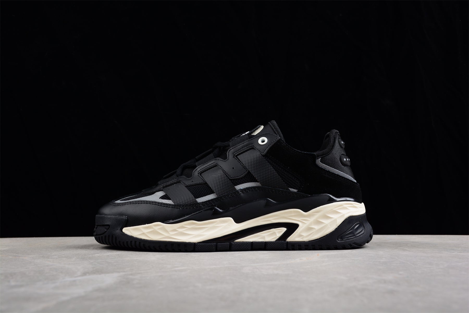 adidasMens Niteball - Black