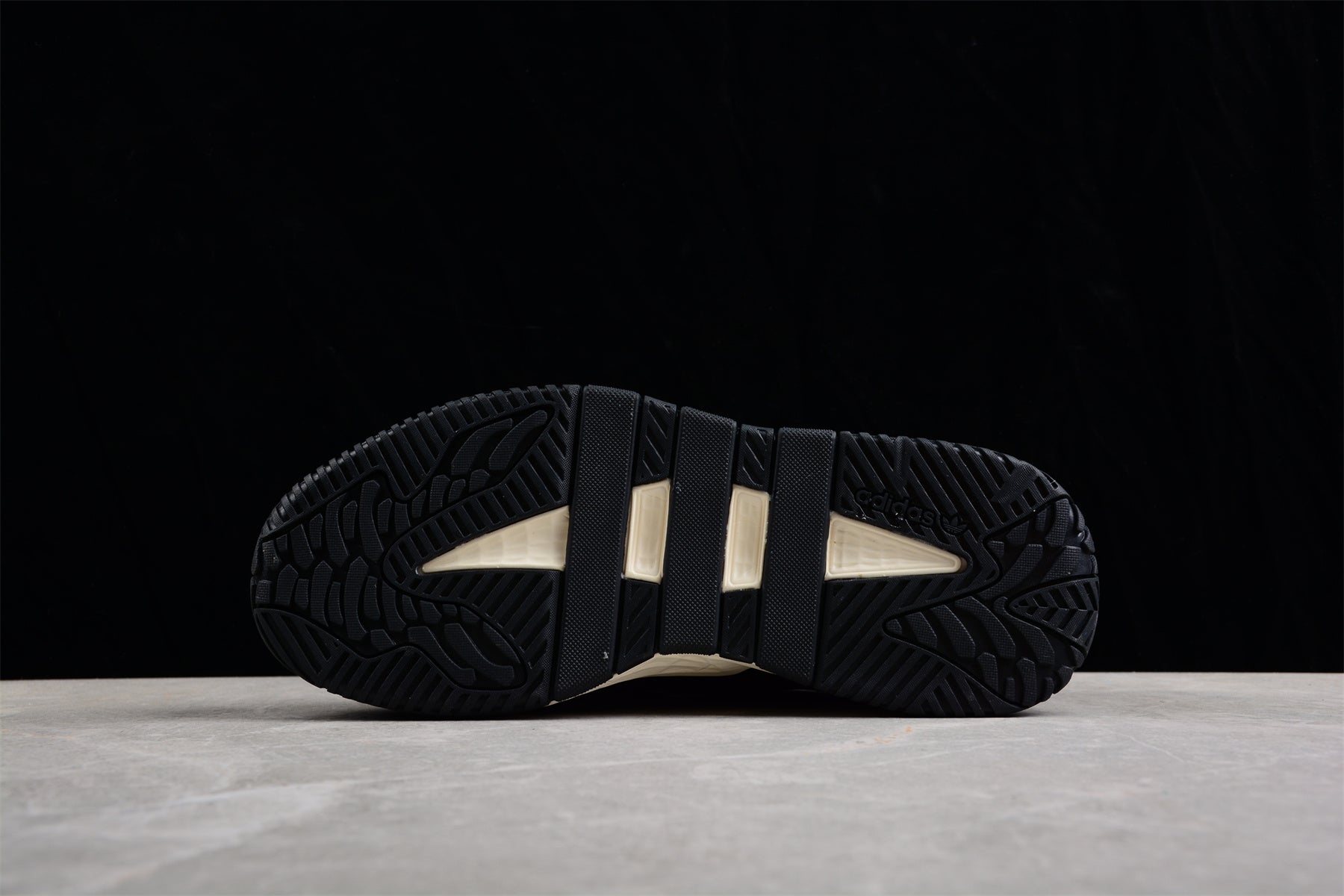 adidasMens Niteball - Black