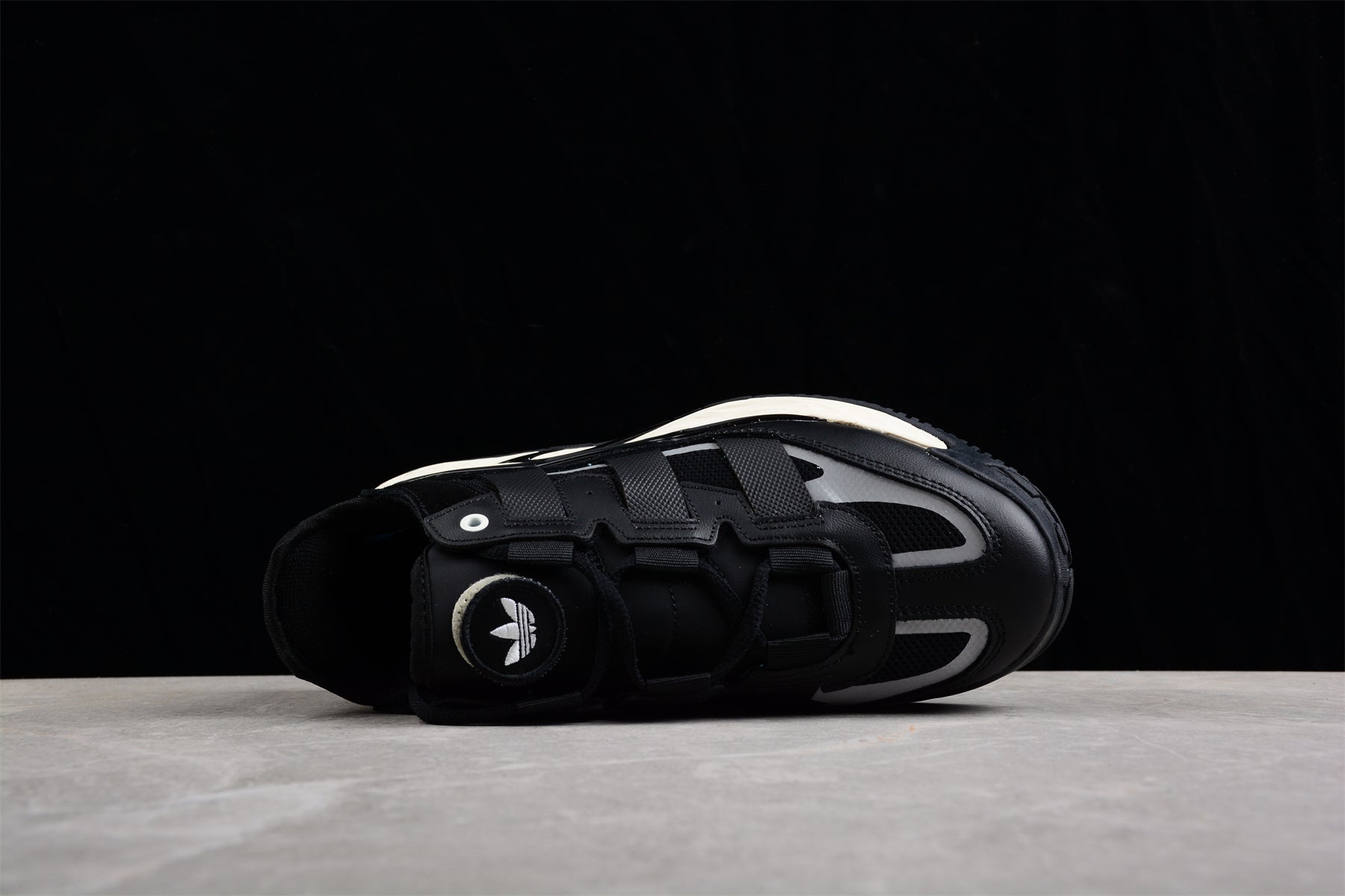 adidasMens Niteball - Black
