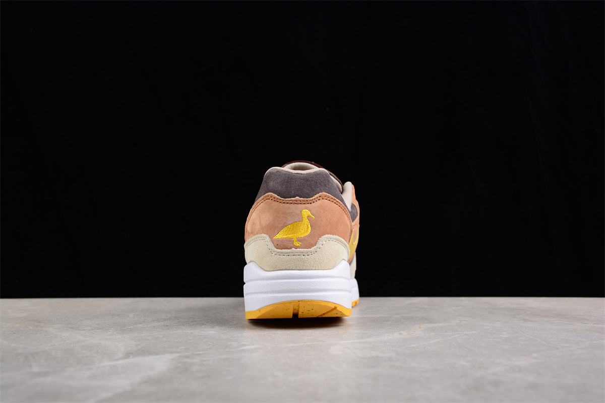 NikeUnisex Air Max 1 AM1 PRM - Pecan