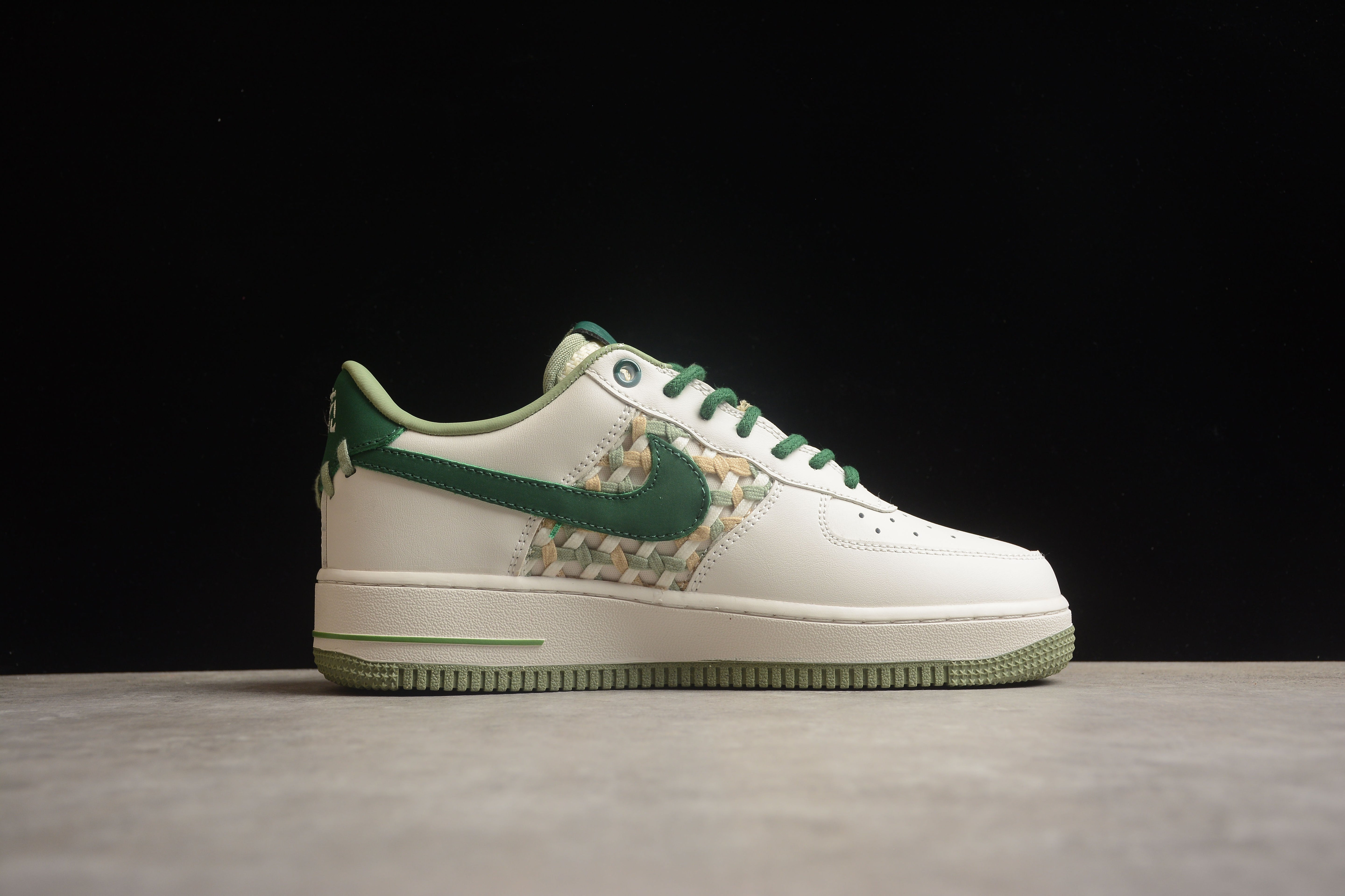 NikeMens Air Force 1 AF1 Low - NAI-KE