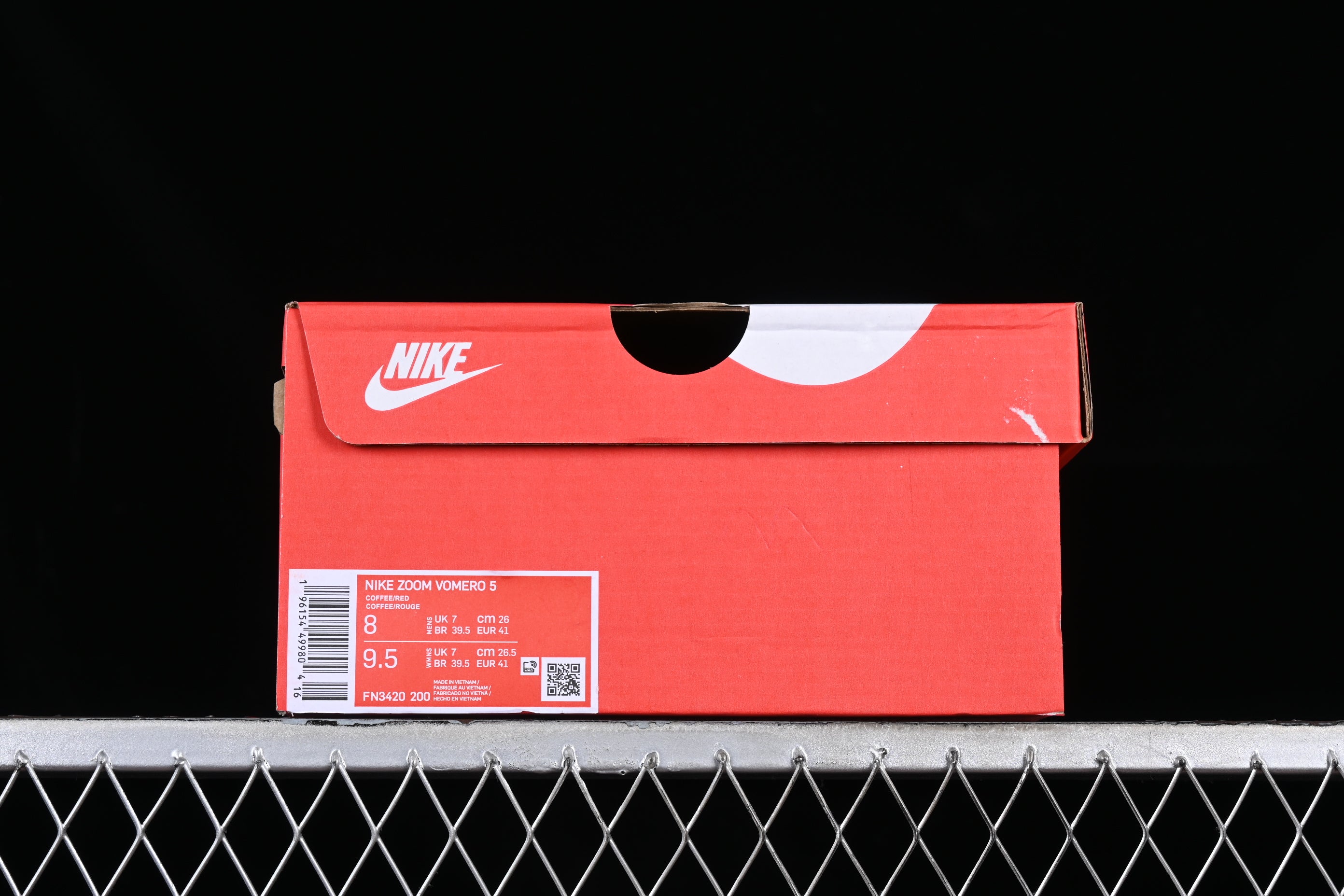 NikeUnisex Zoom Vomero 5 - Velvet Brown