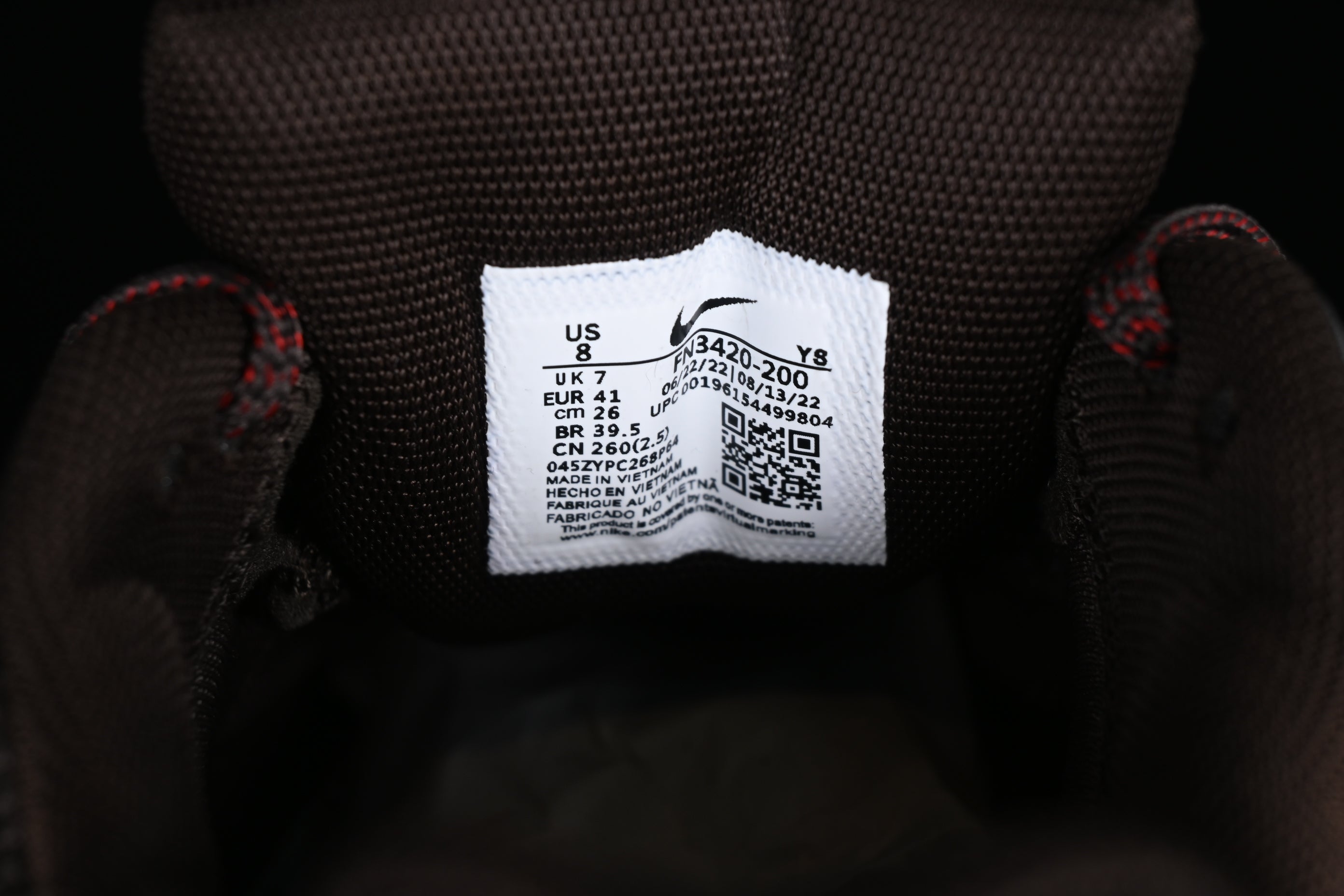 NikeUnisex Zoom Vomero 5 - Velvet Brown