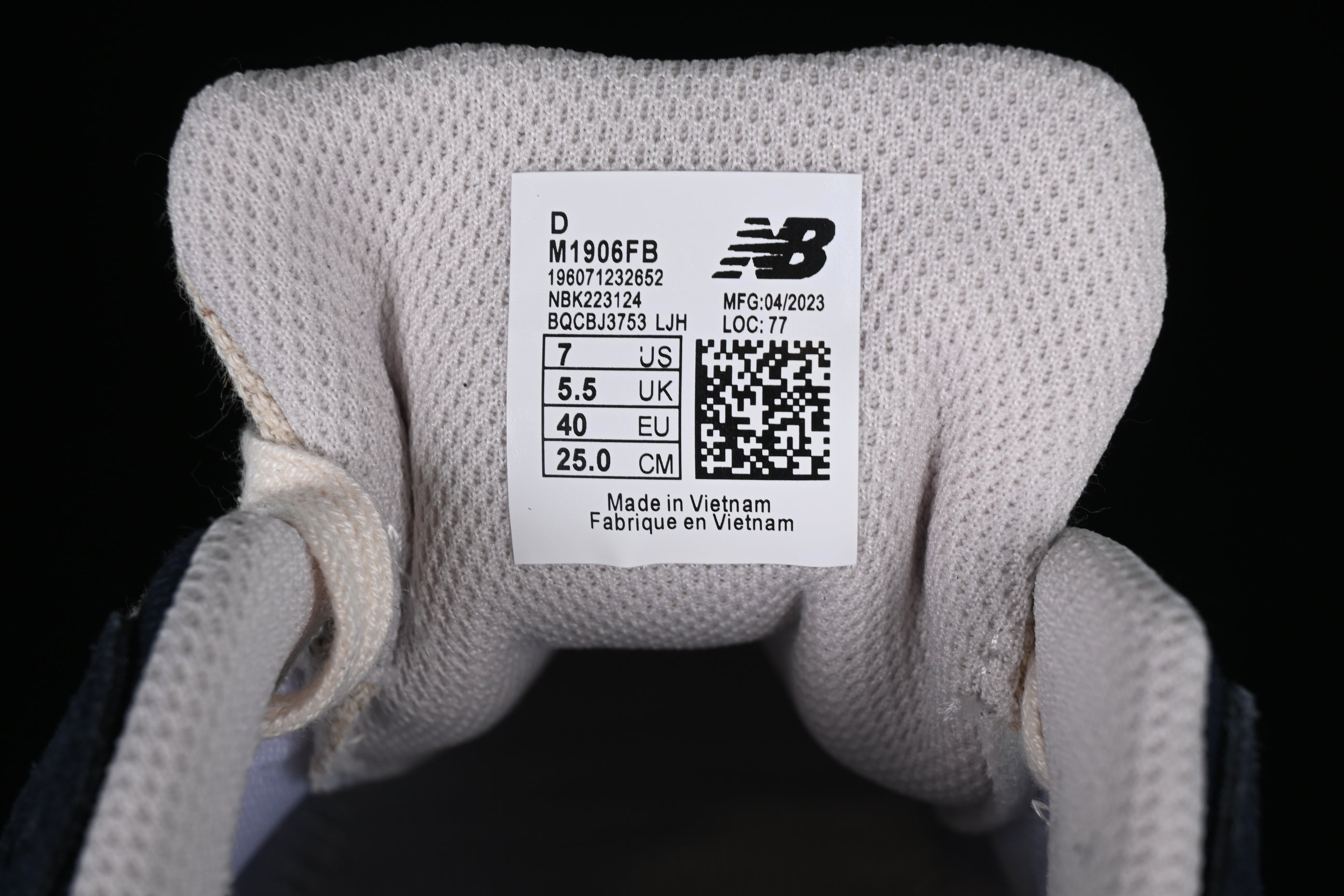 New Balance 1906 - Navy Blue