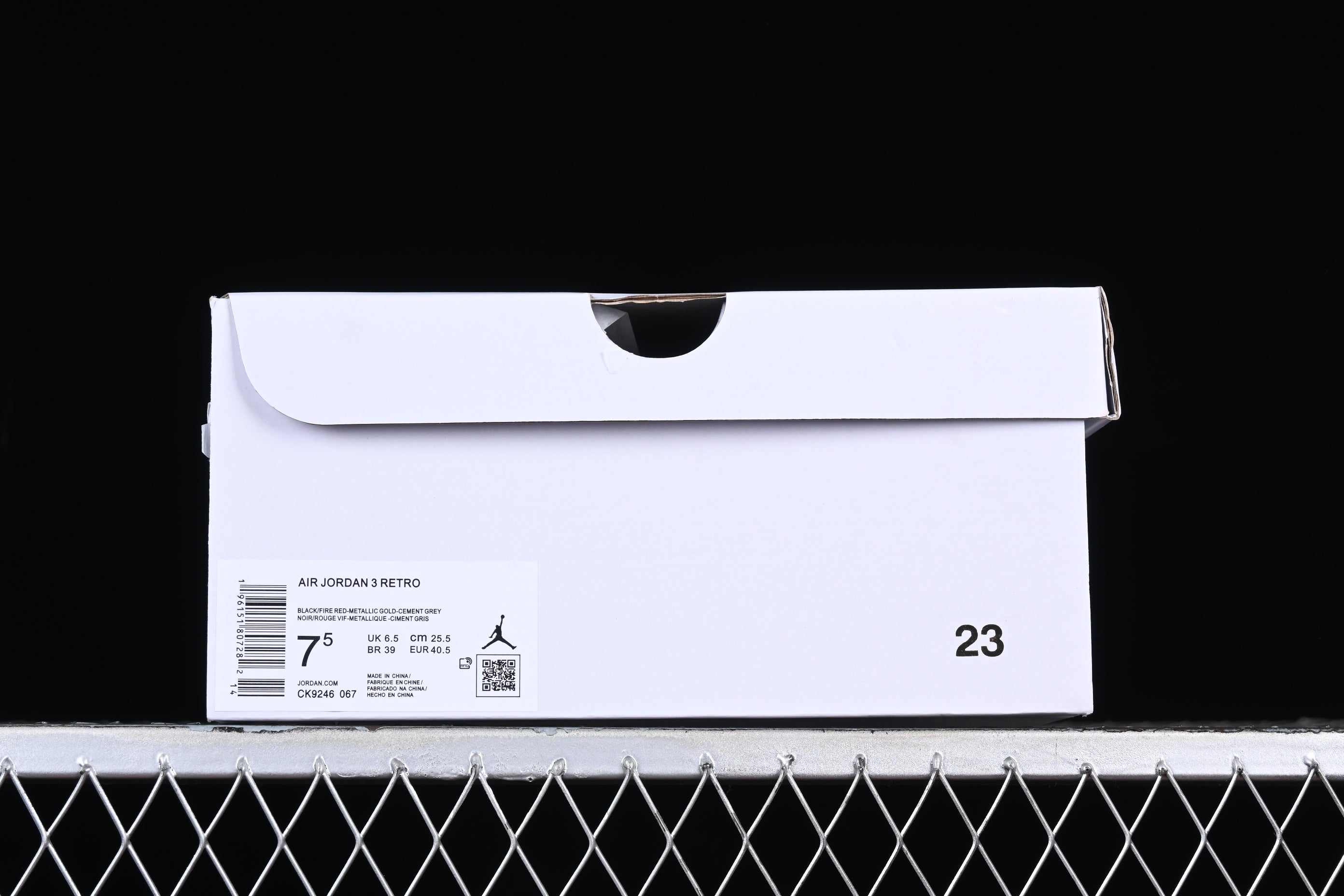 Air Jordan 3 AJ3 - Black/Gold