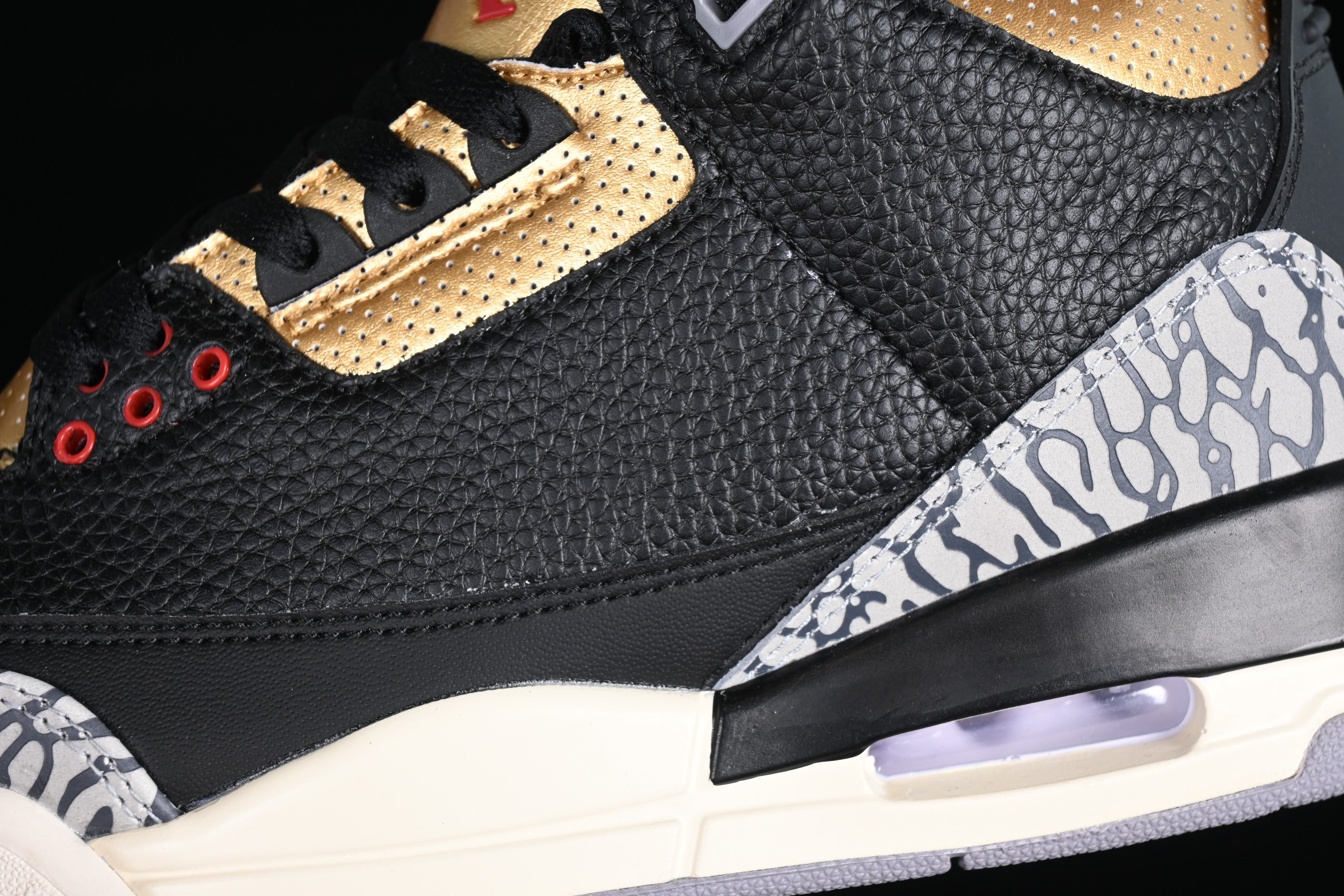 Air Jordan 3 AJ3 - Black/Gold