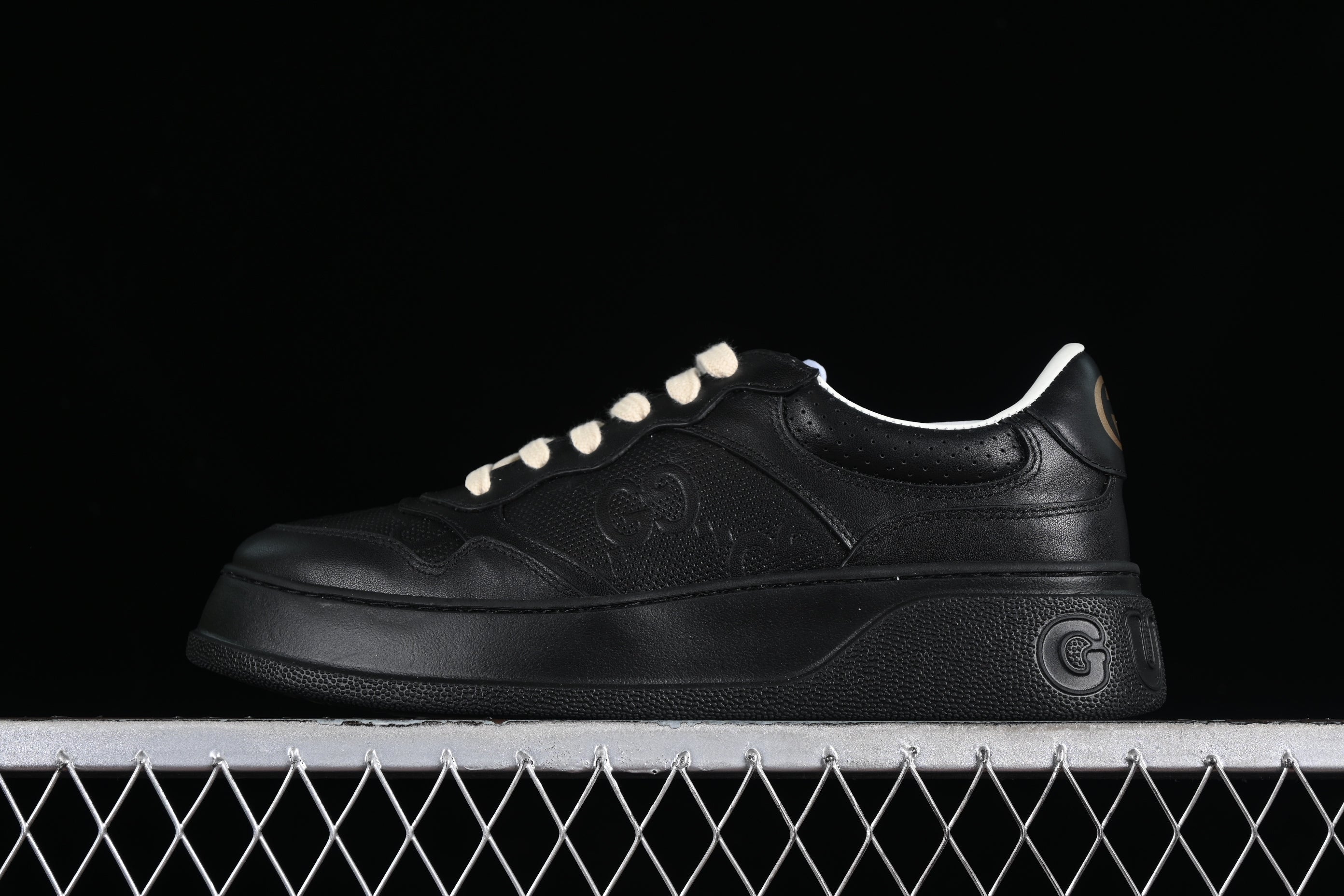 GucciUnisex GG Embossed - Black